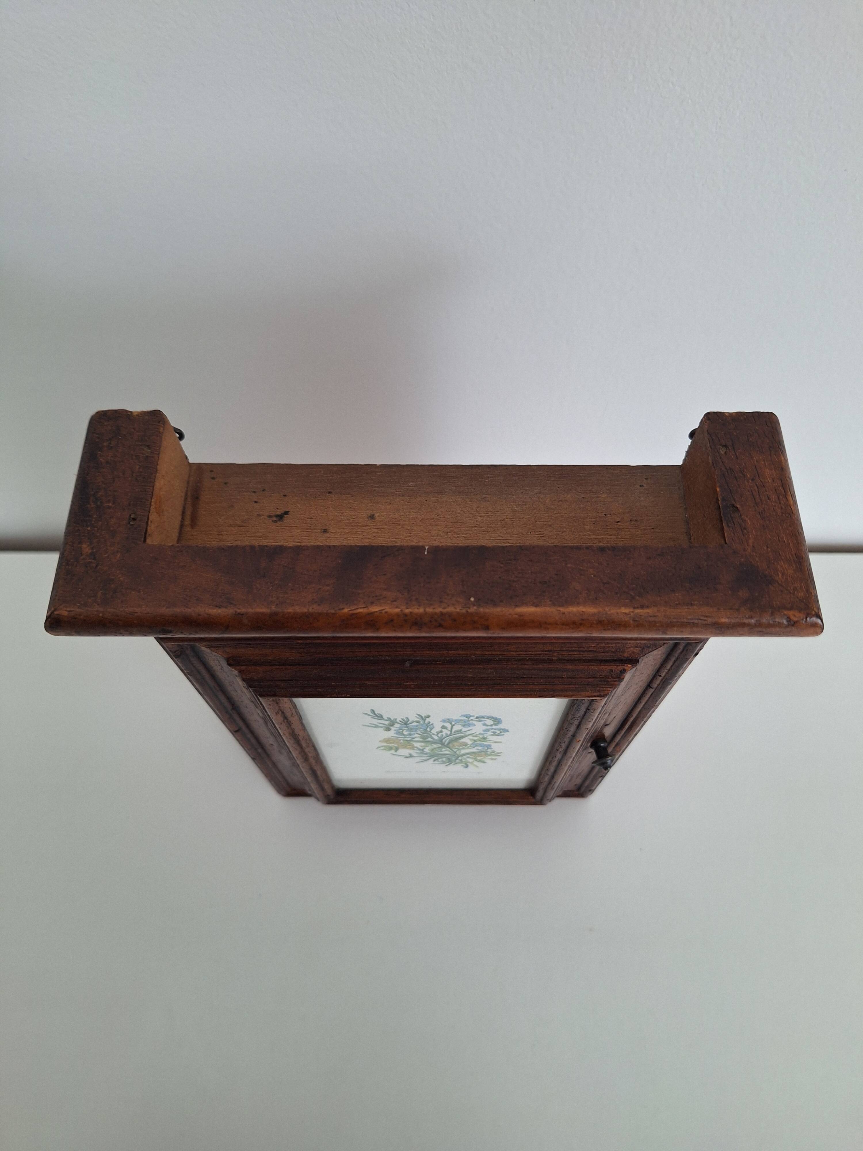 Boîte à clés vintage