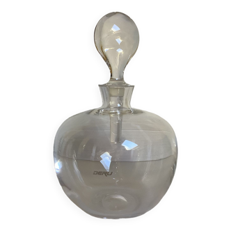 Apple-shaped decanter