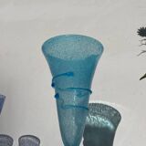 Vase conique en verre bullé bleu turquoise