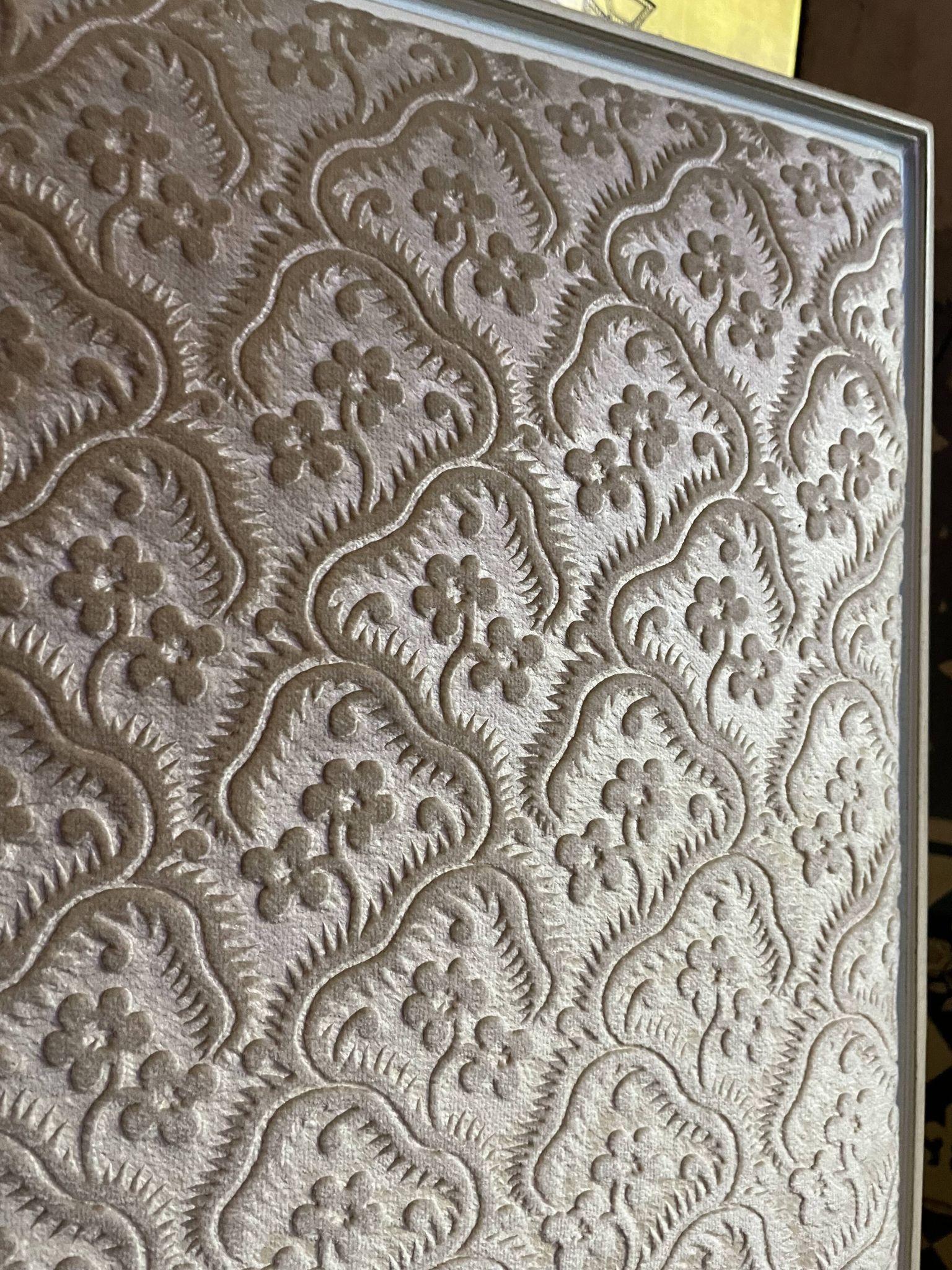 Suite of 6 Louis XVI style chairs in embossed velvet