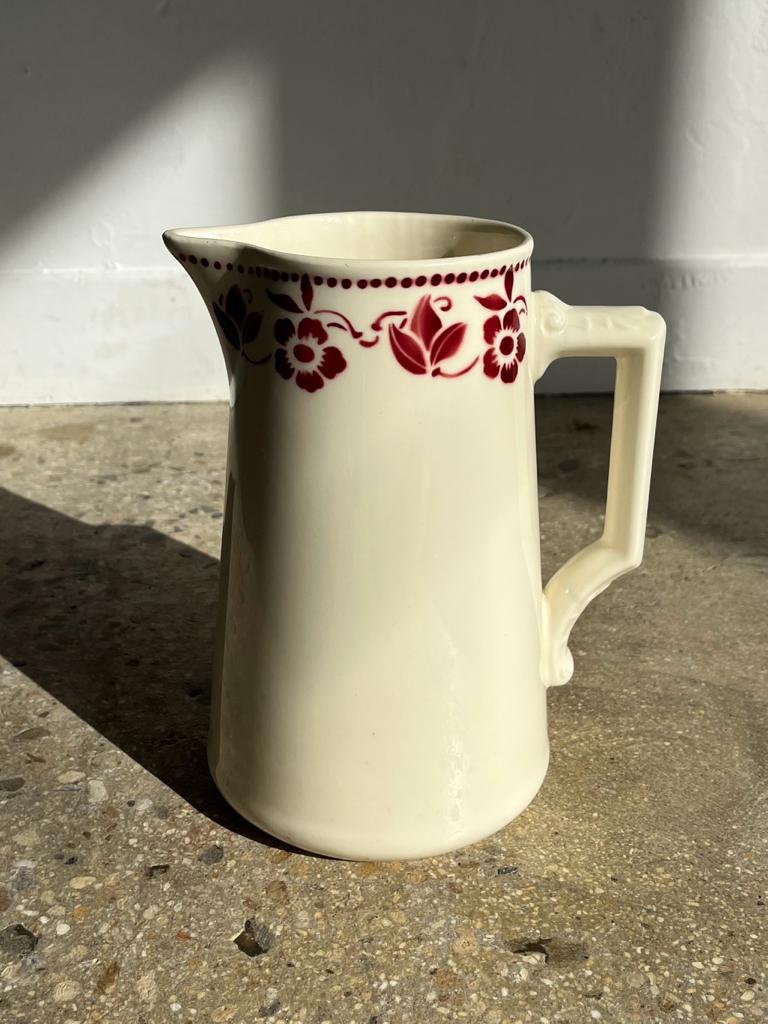 Large pitcher Badonviller red flowers