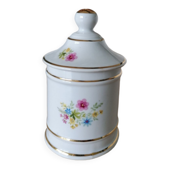 Pot en porcelaine