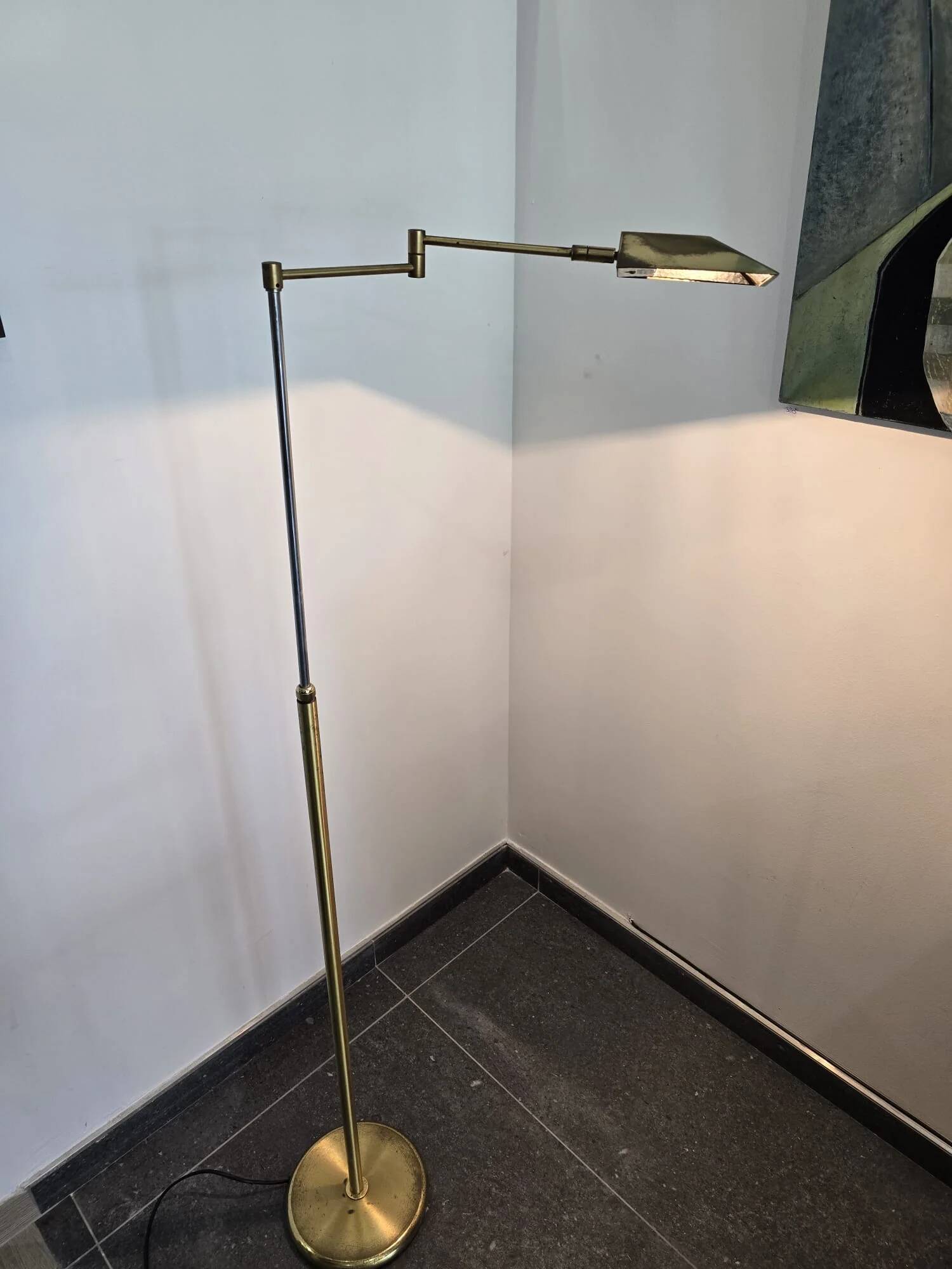 Italian articulated brass reading lamp – Tagliabue & Portonaro – 1980s-1990s