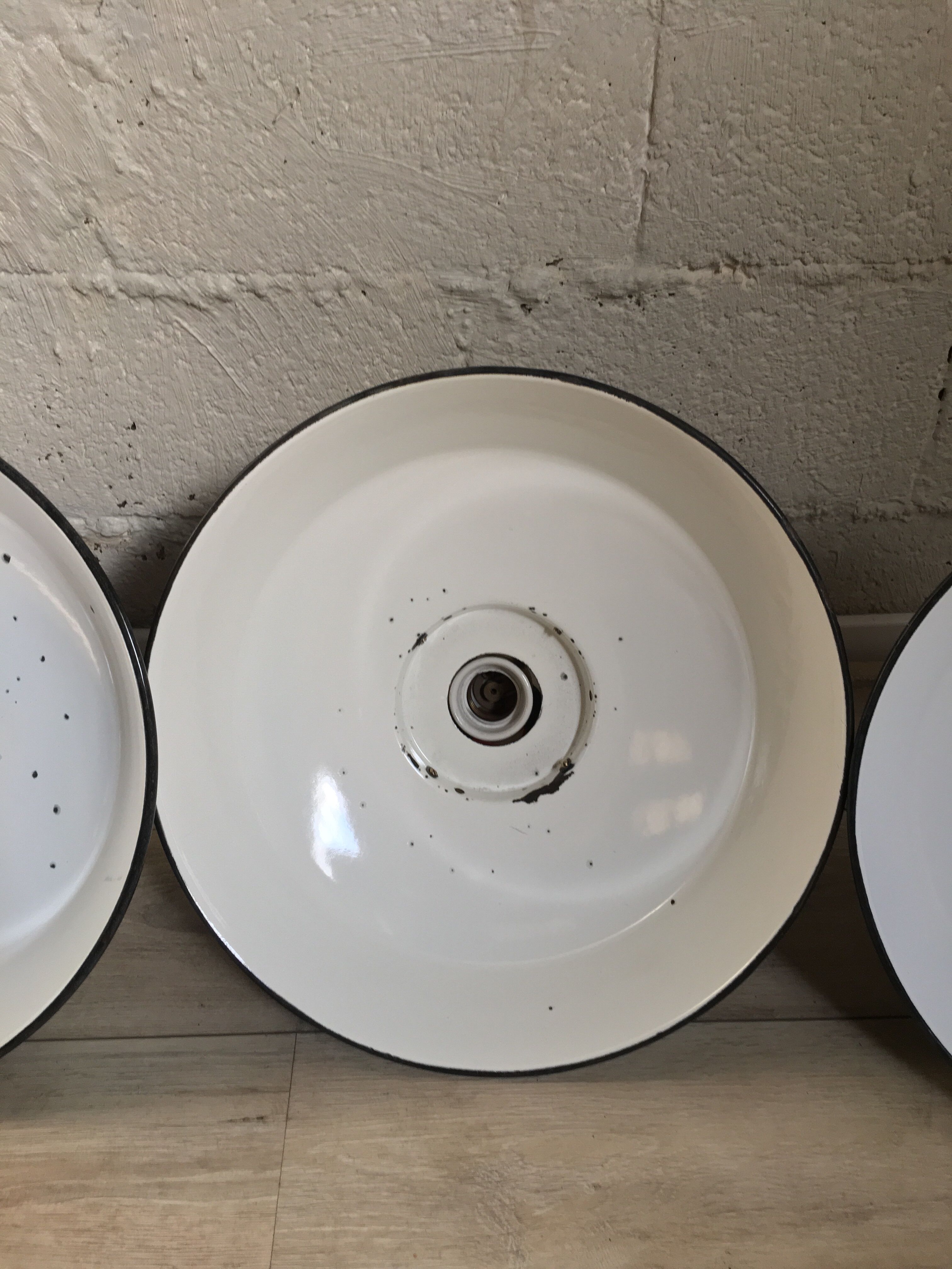 Série de 4 lampes émaillées industrielles