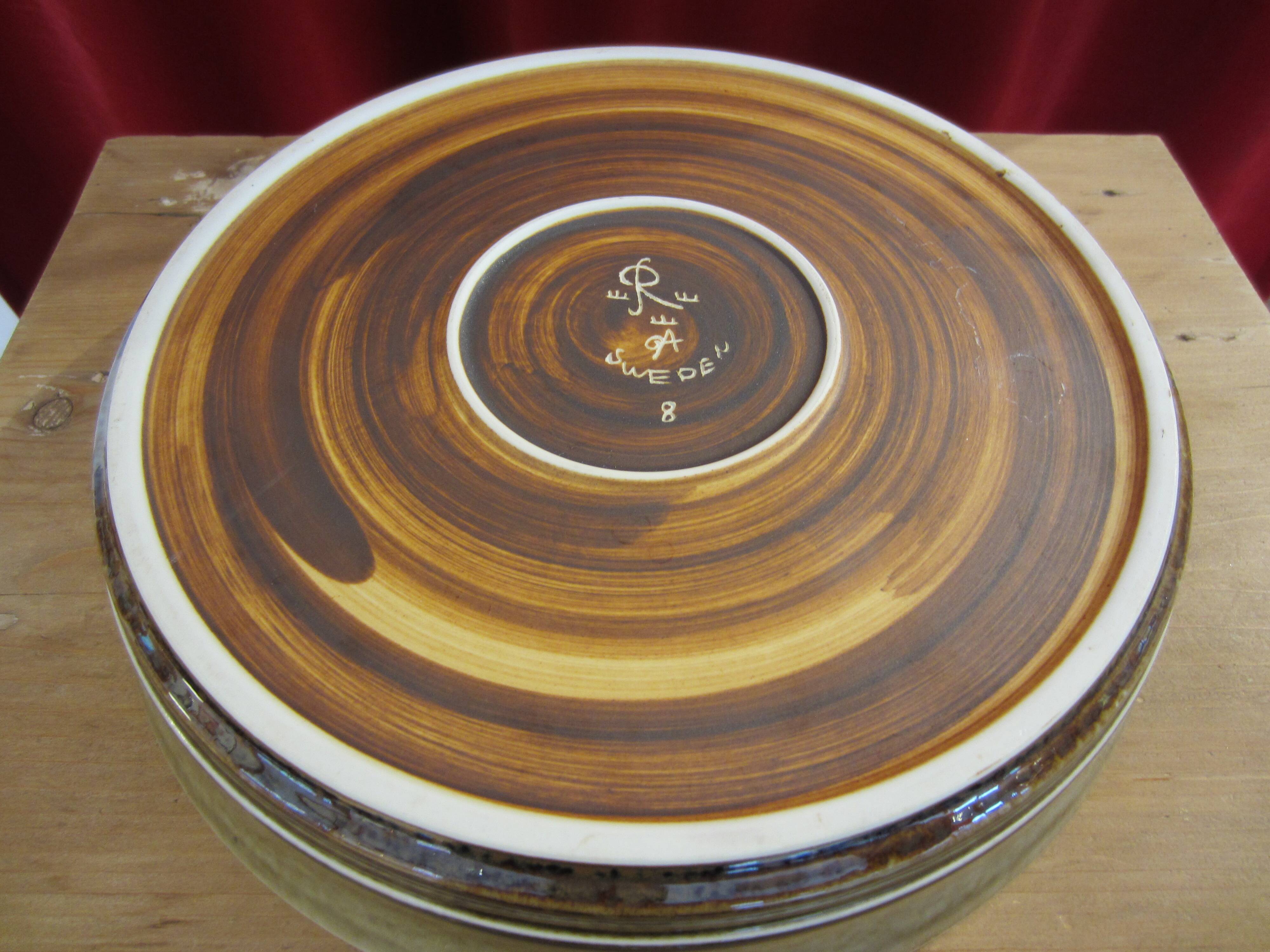 Scandinavian ceramic dish Bamboo by Olle Alberius for Rörstrand Sweden