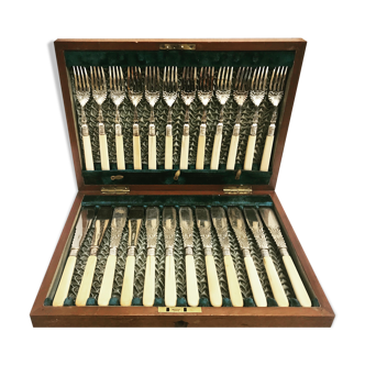 Set couverts poisson 12 personnes metal argenté ivoirine Victorien Lee  Wigfull Antique Anglais