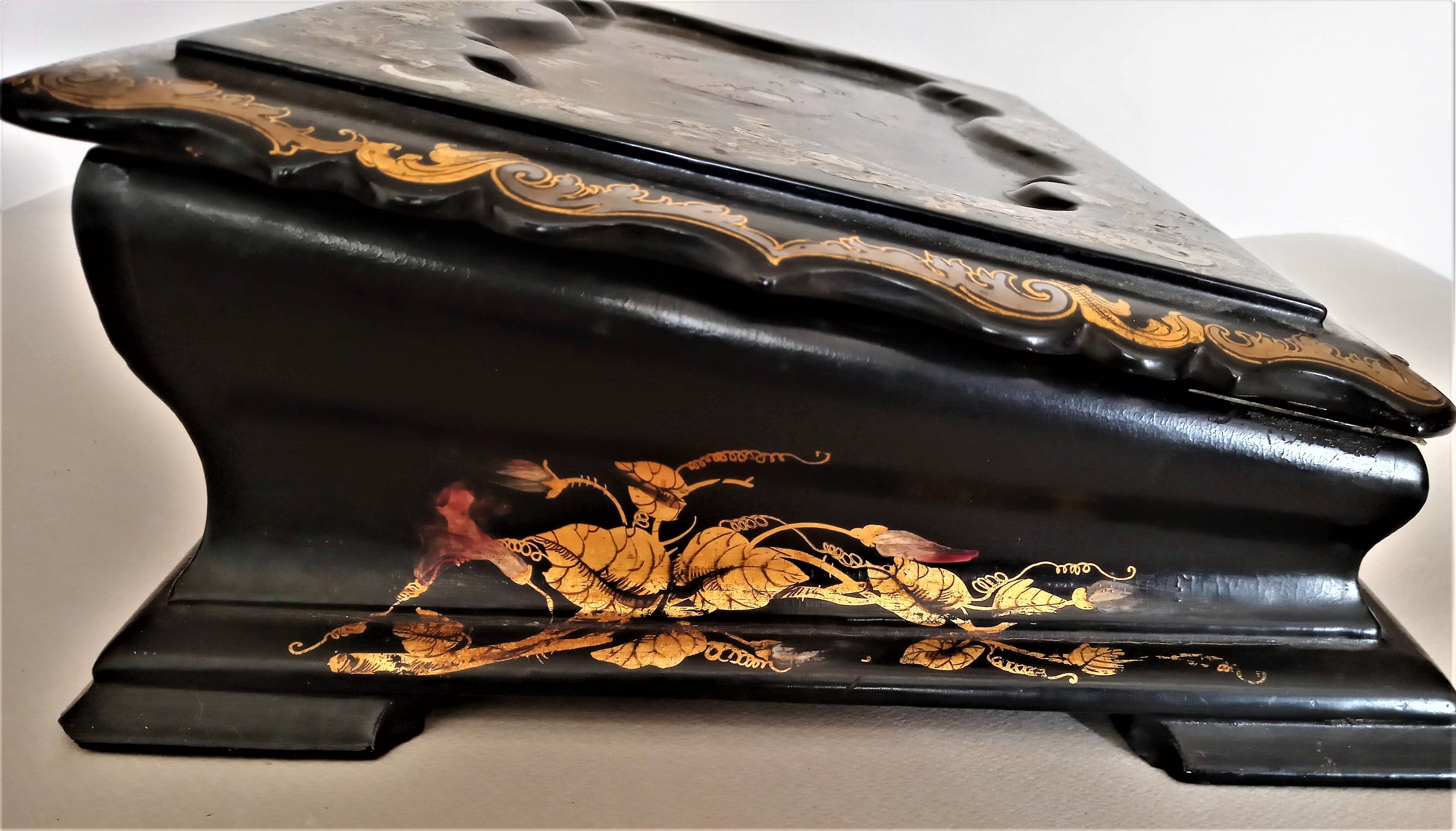 Burgauté writer with gilding, decorations painted with flowers, Napoleon III era