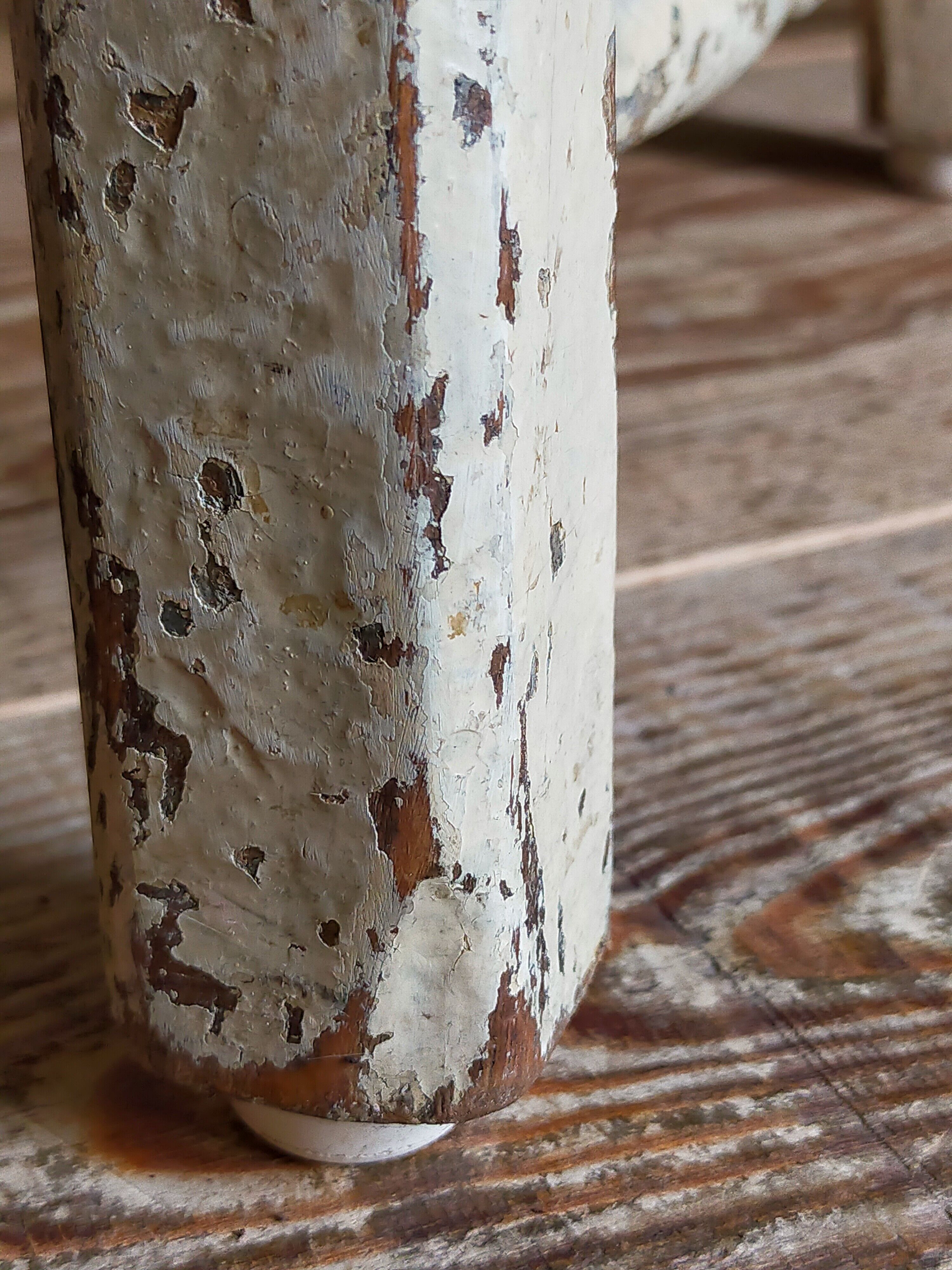 Patinated workshop stool old early twentieth century