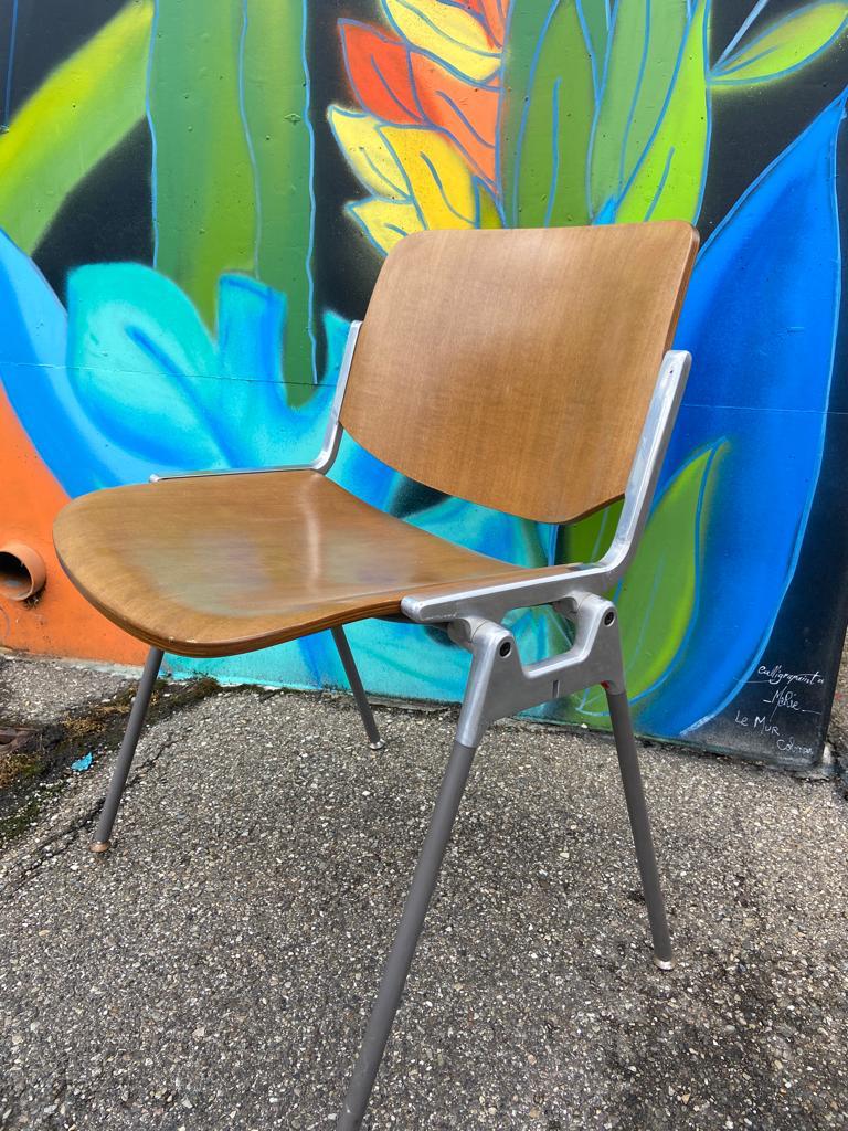 2 chaises vintage Modèle DSC-106 par Giancarlo Piretti pour Anonima Castelli, années 1970 Mobilier D