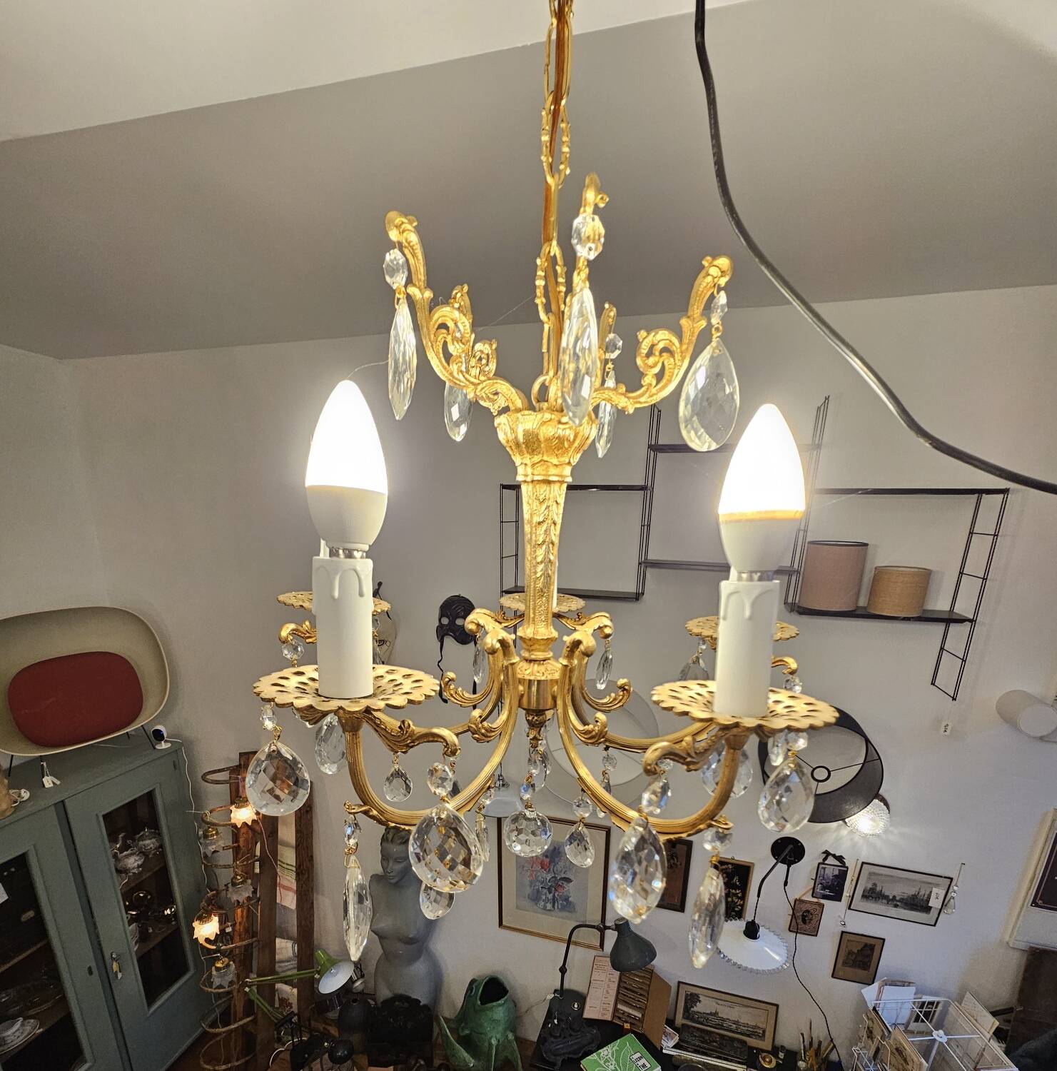 Five-light chandelier in chiseled bronze and crystal