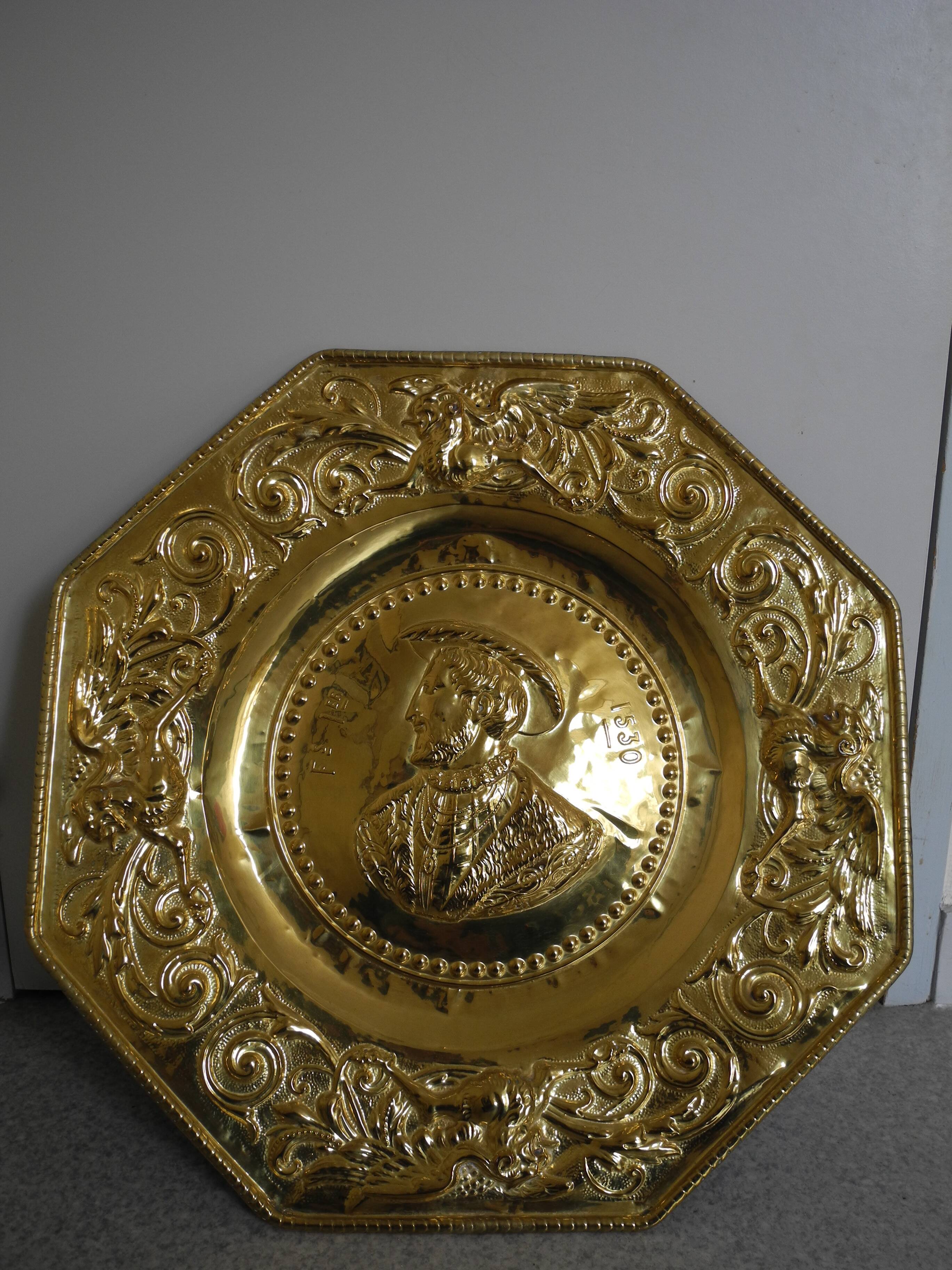 Offering dish in embossed brass by François I