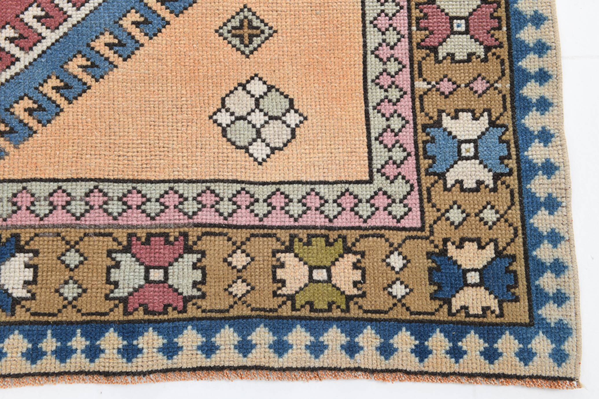 Mustard Pink Oriental Pattern Turkish Rug, 135x232Cm