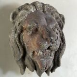 Sculpture en terre cuite, cache-boulin, élément de façade XIXème siècle