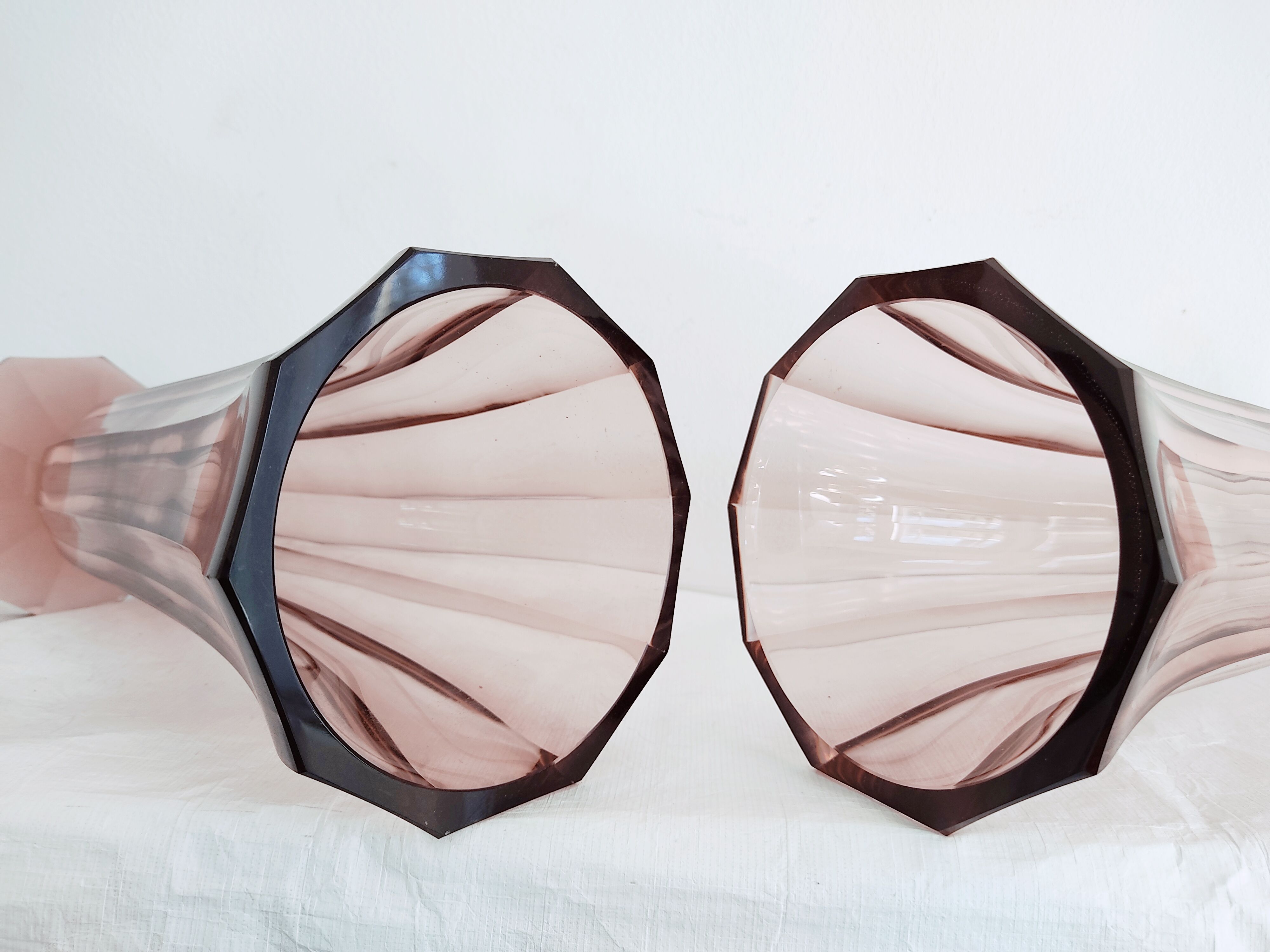 Pair of dark pink crystal vase art deco