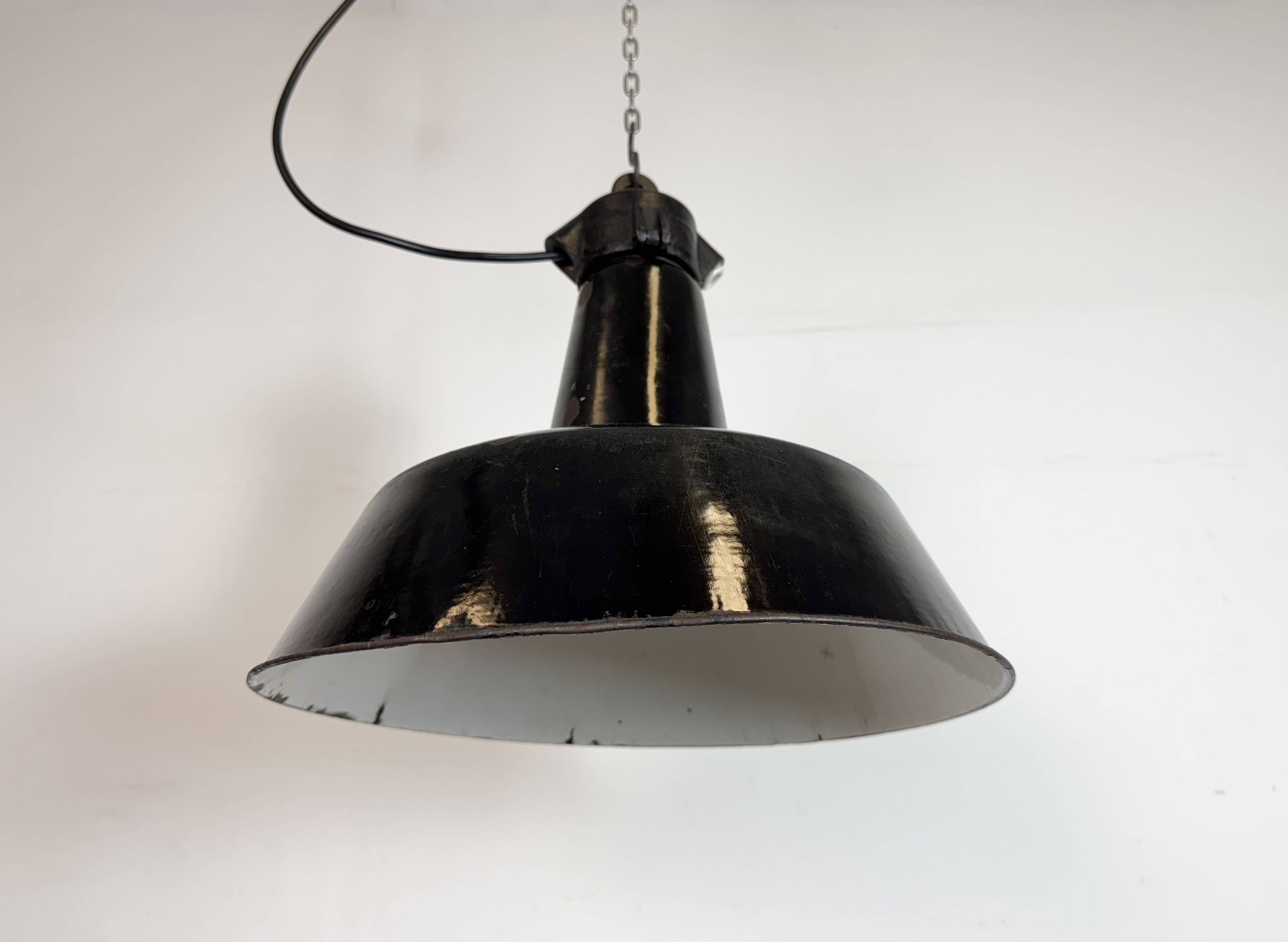 Industrial Black Enamel Factory Lamp with Cast Iron Top, 1950s