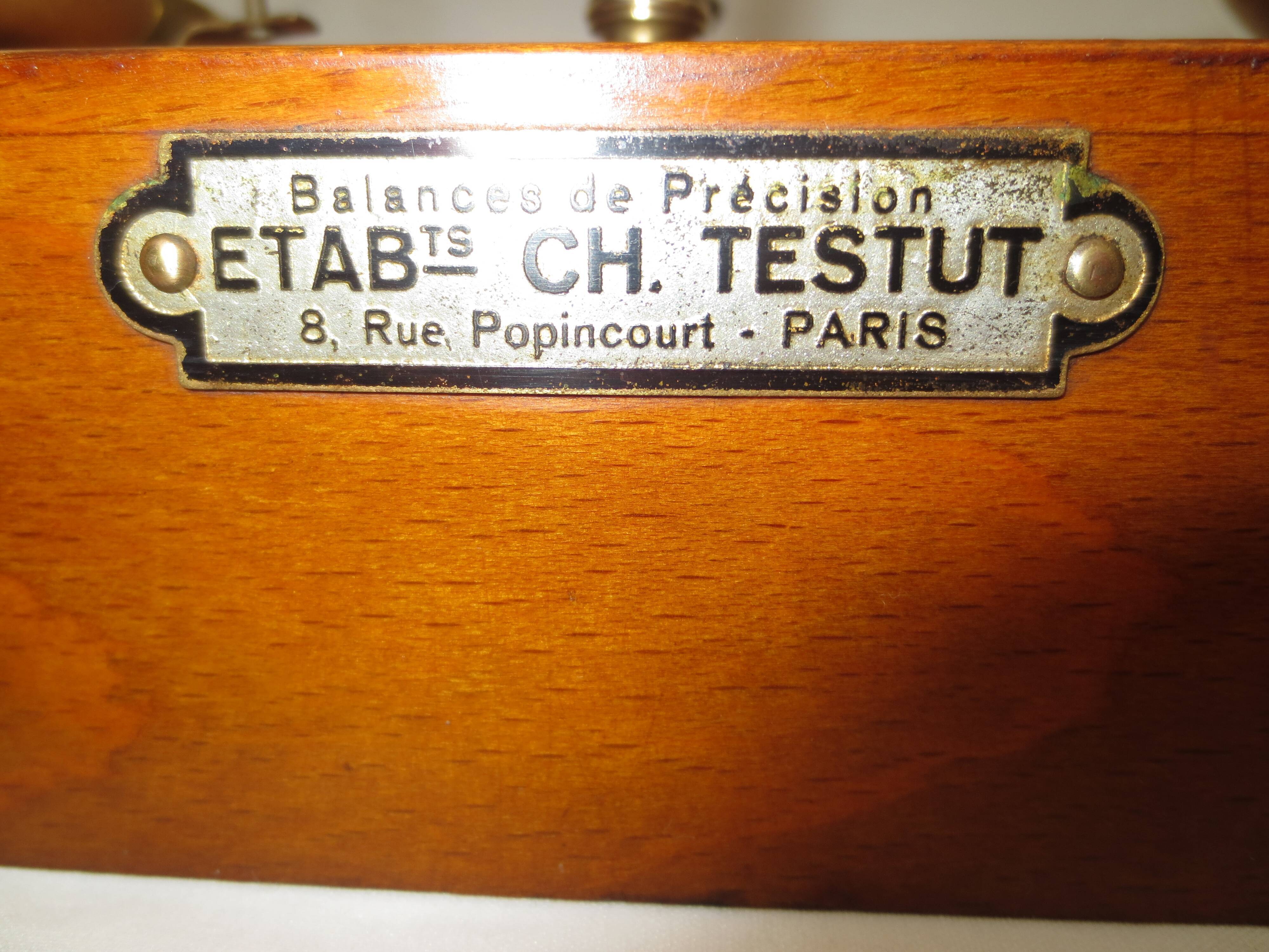 Precision scale testut