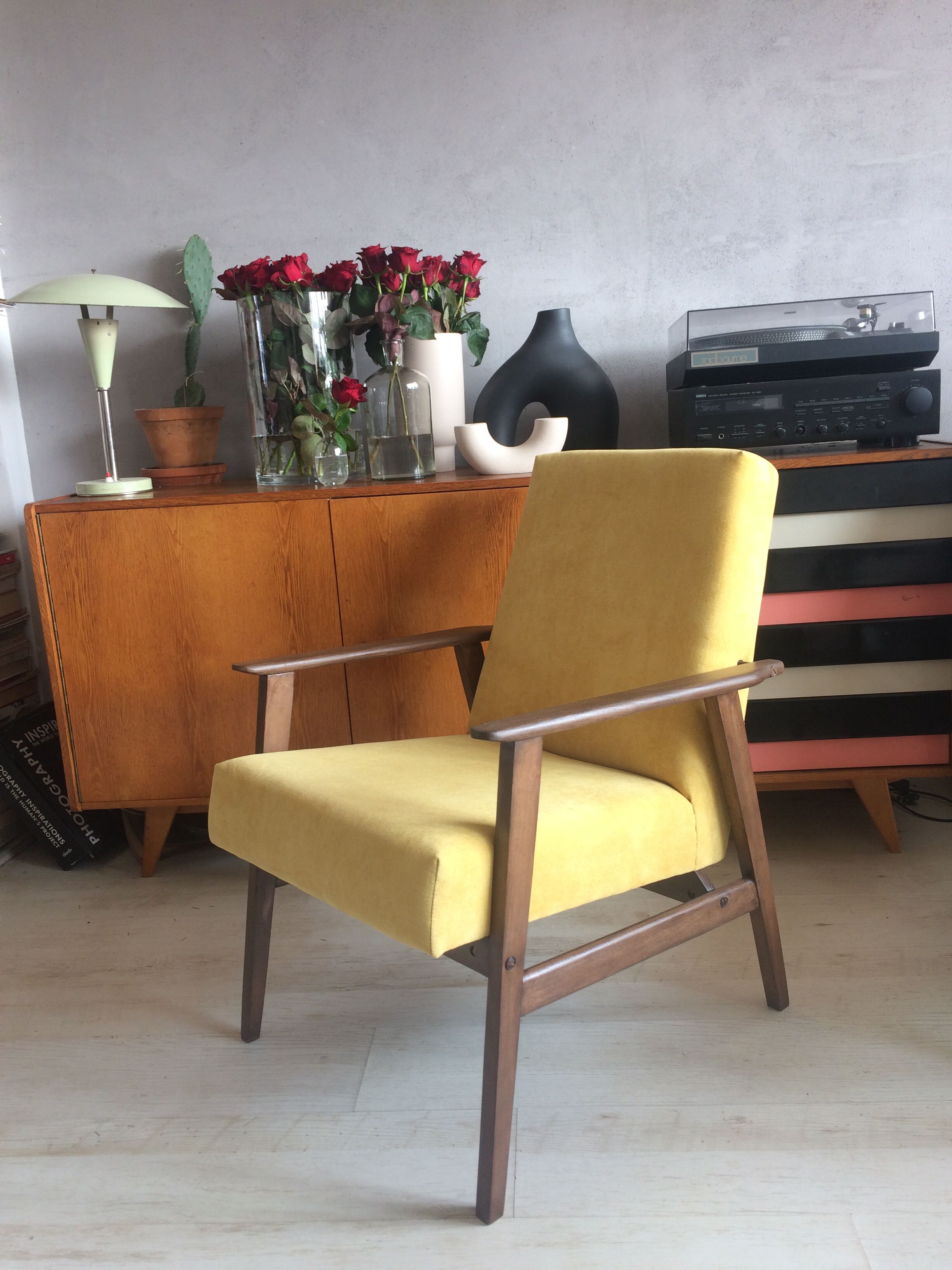 Yellow polish vintage chair 300-201