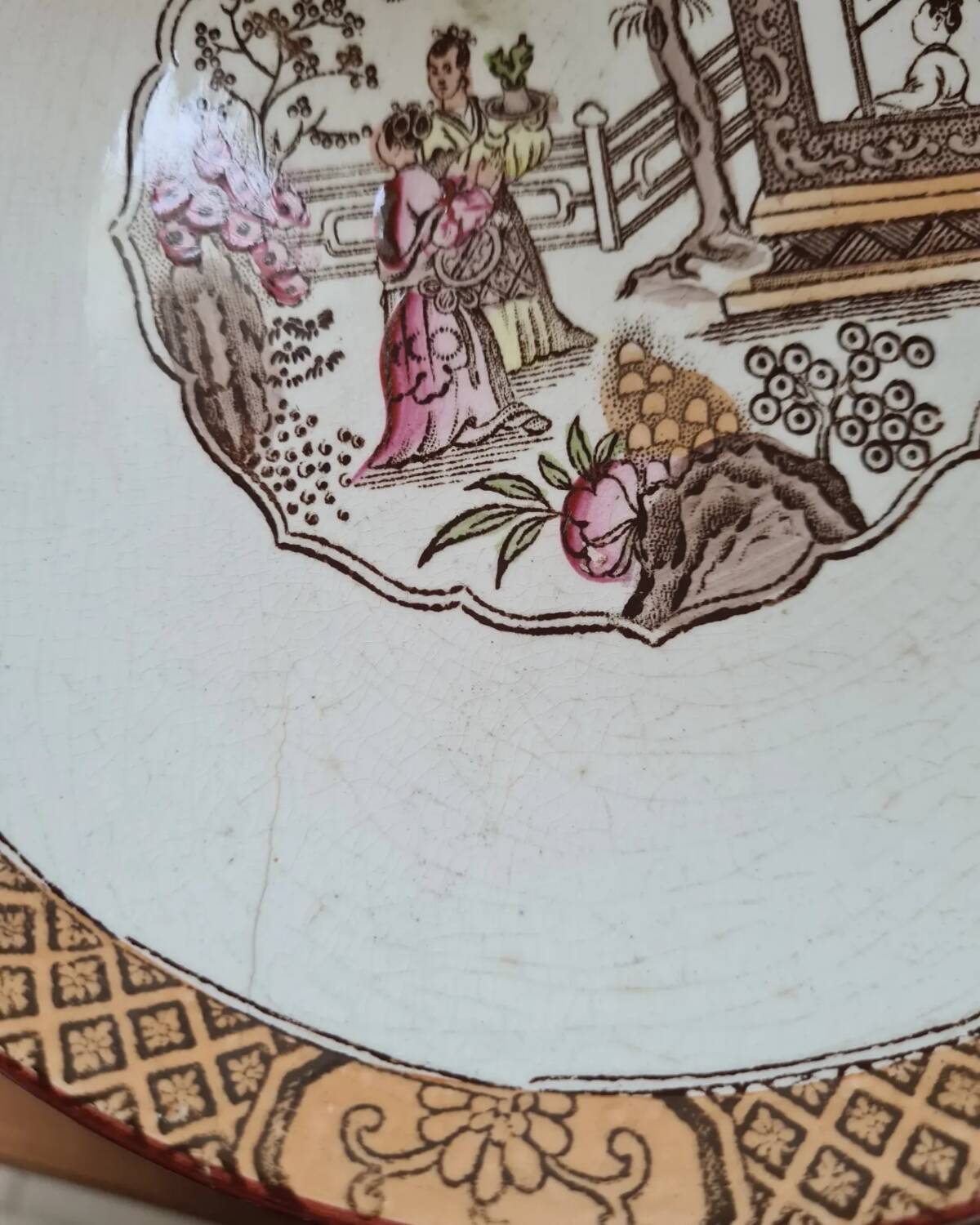 Tasse à thé Digoin Sarreguemines fn 19ème