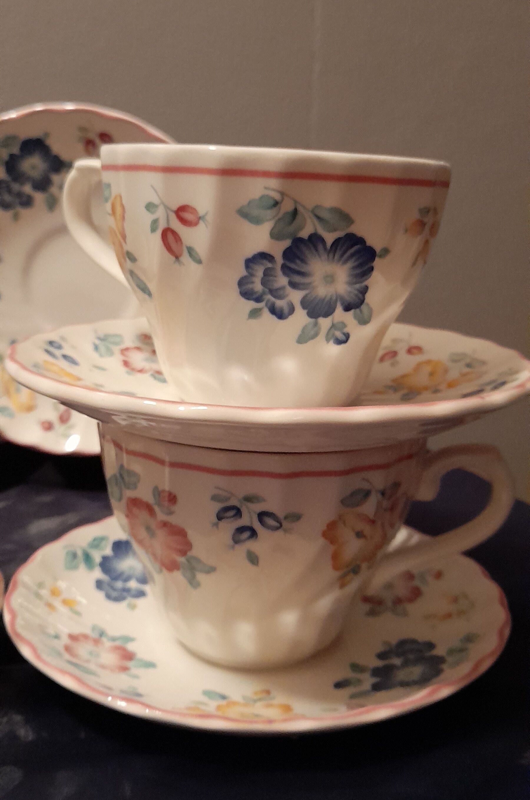 3 tasses thé anglaises, fleuries faience Ironstone Churchill