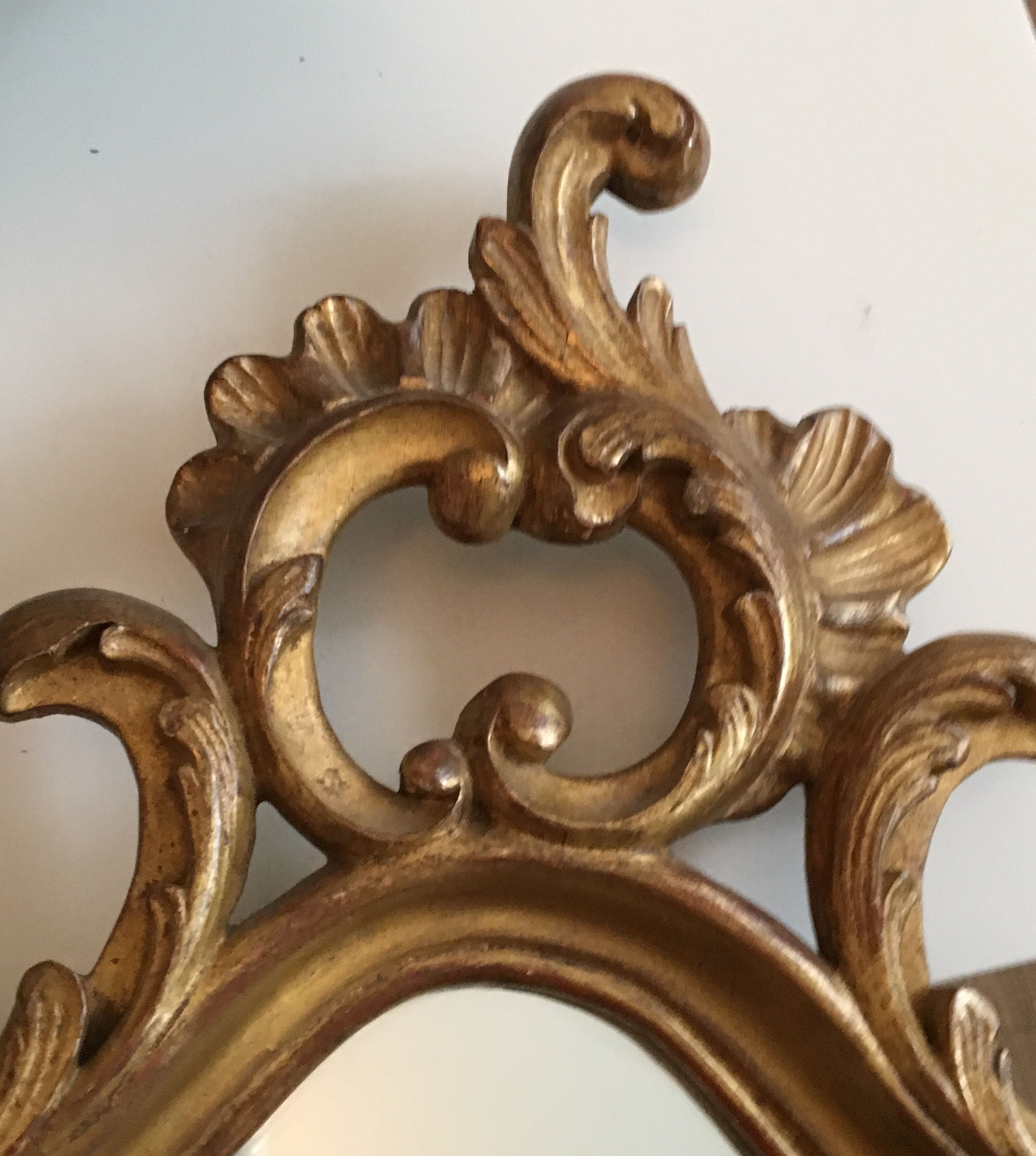 Miroir en bois doré - 38x60cm