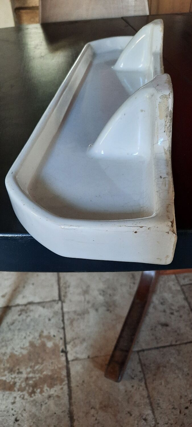 Porcelain bathroom shelf