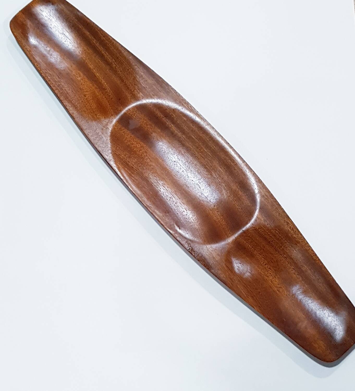 Plateau de console sculpté à la main du milieu du siècle