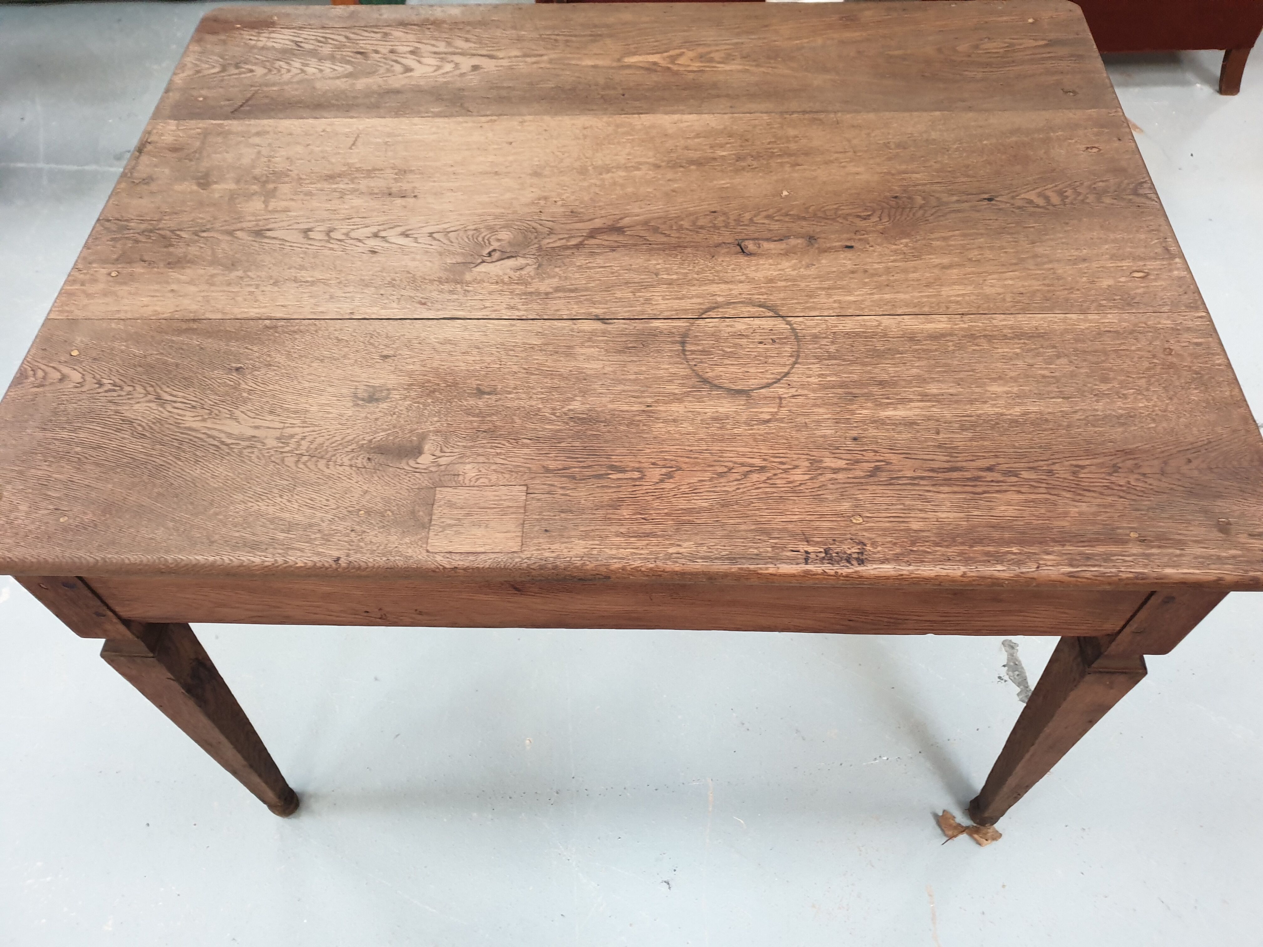 Late XIX debut XX farm table