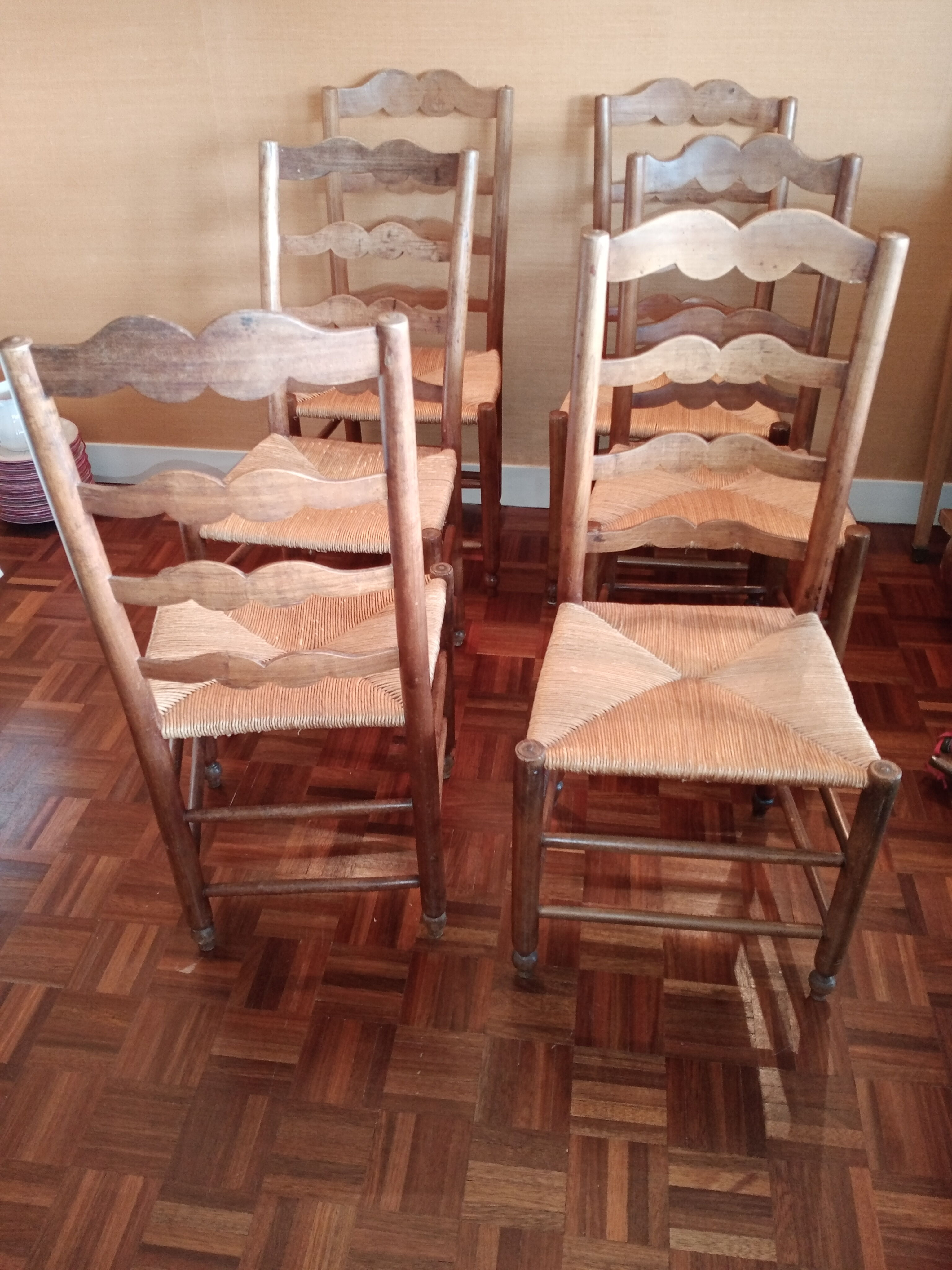 6 old straw chairs 19th