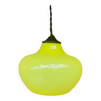 Suspension in vintage yellow opaline from the 70s.