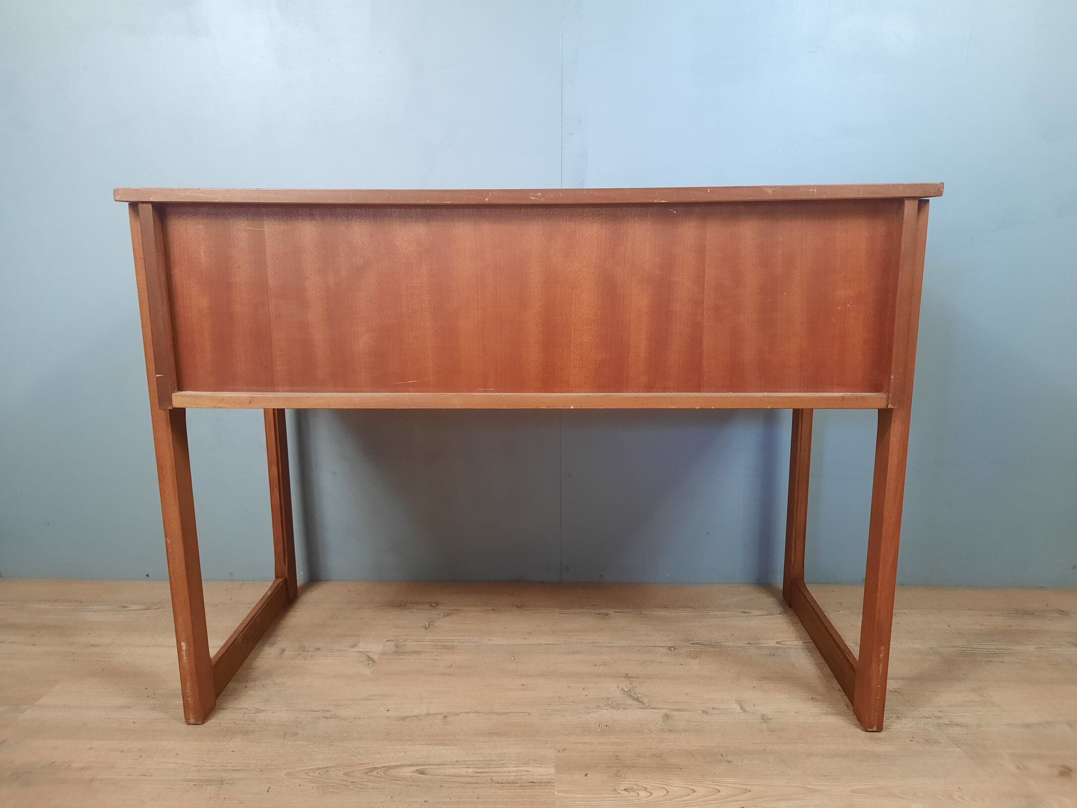Bureau vintage dans l'esprit scandinave