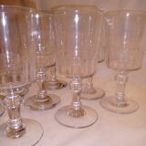10 wine glasses