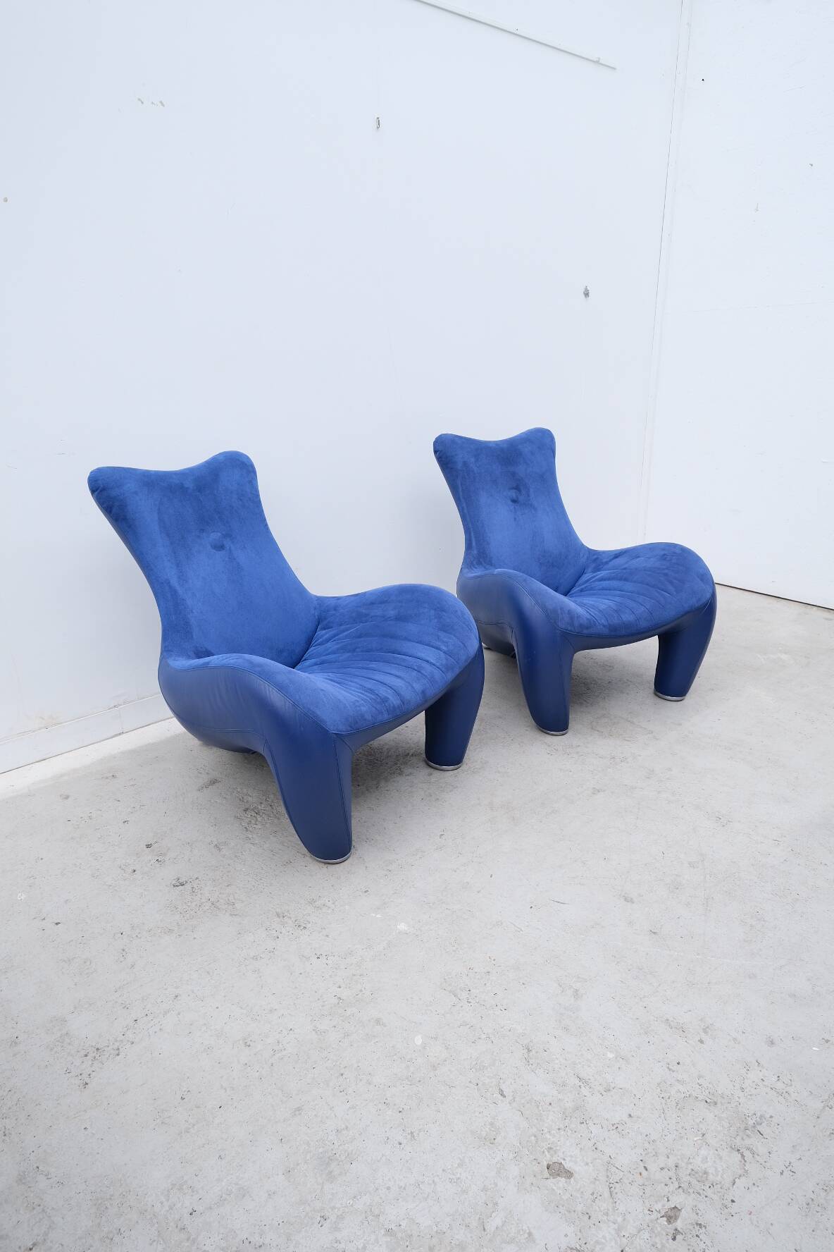 Pair of "Balou" armchairs by Jane Worthington for Leolux in leather, 1980