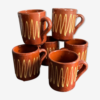 Lot de 6 mugs en terre cuite vernissée