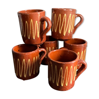 Lot of 6 glazed terracotta mugs