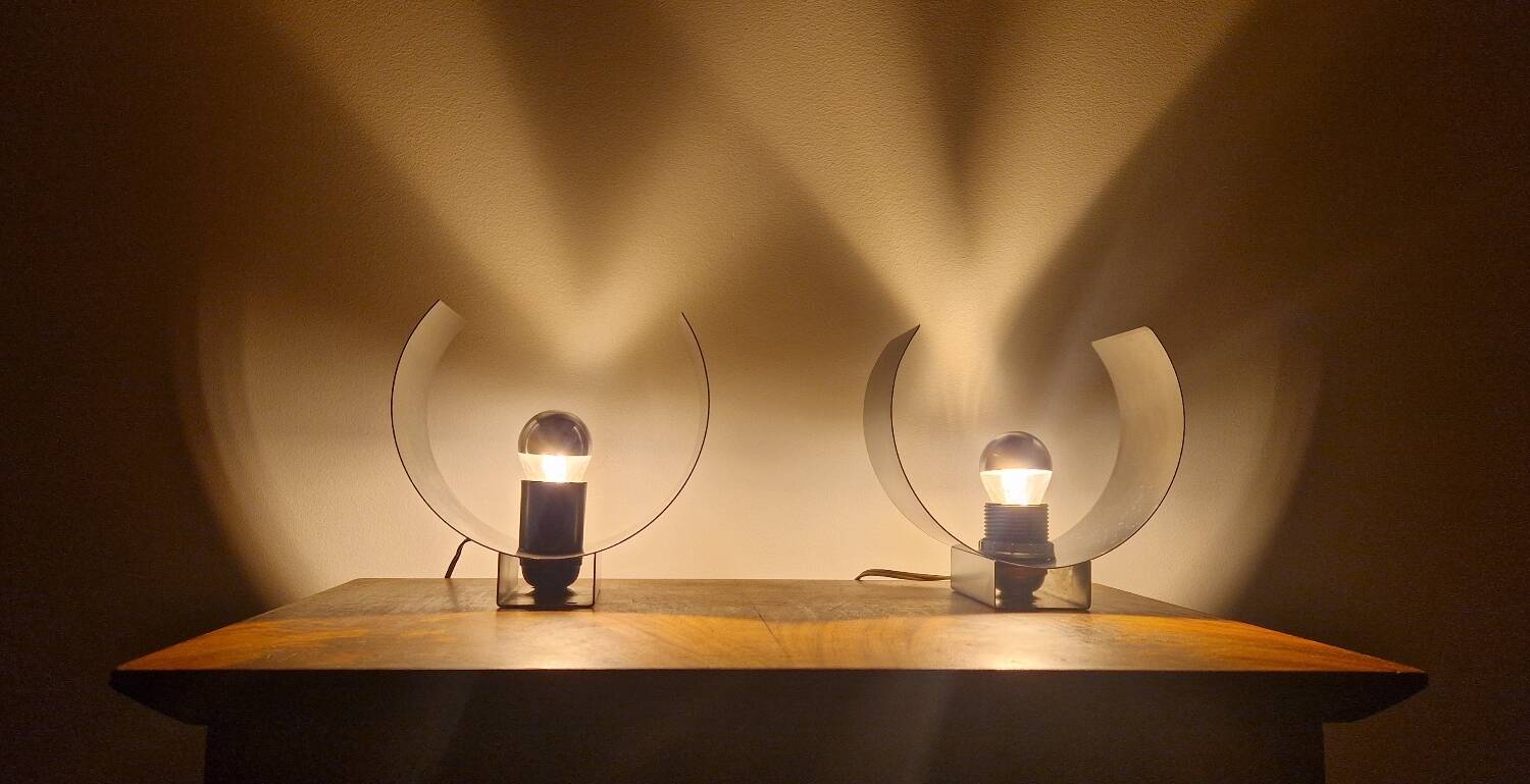 Pair of sculptural lamps in brushed metal – Design by Philippe Rogier