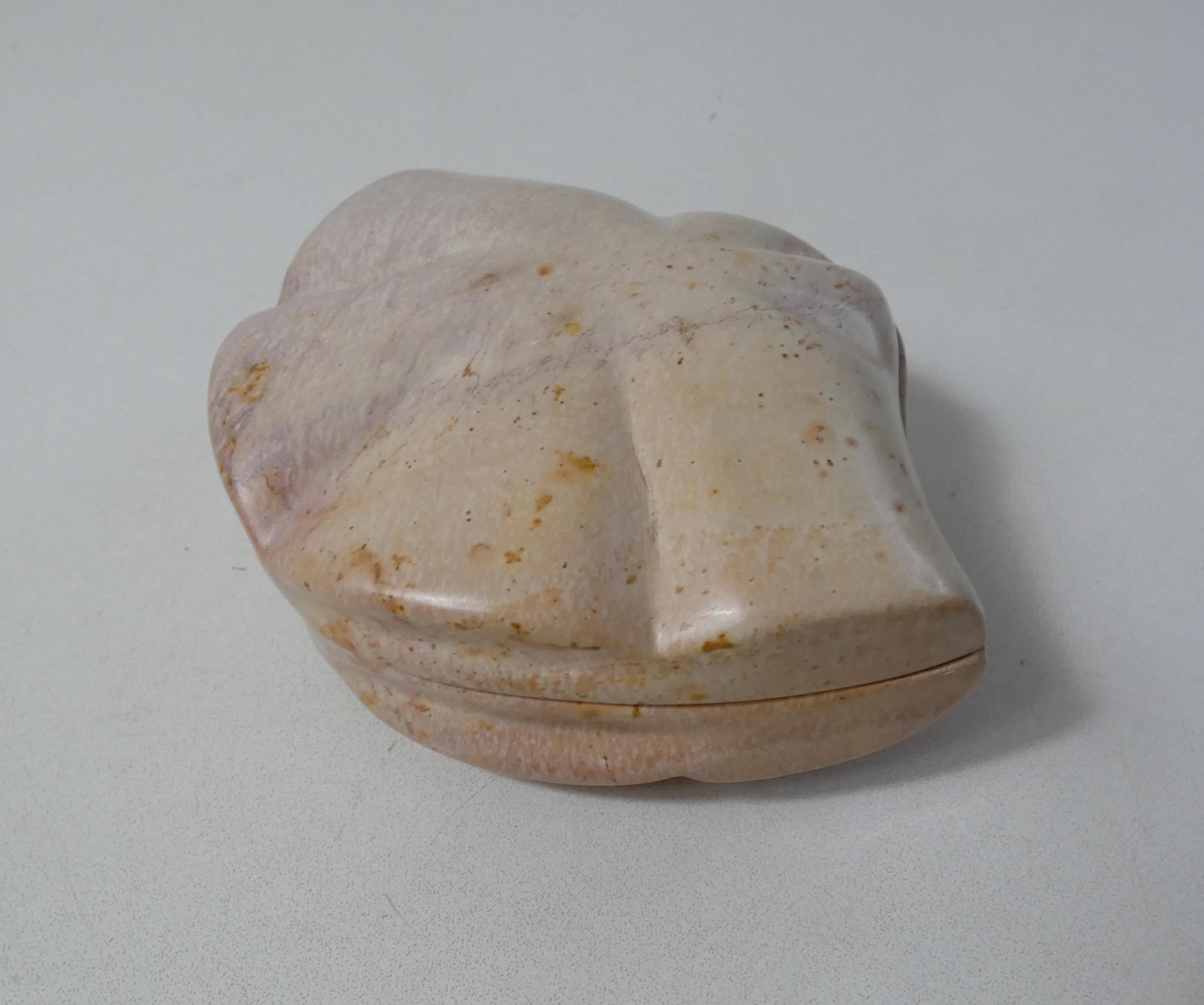 shell-shaped soapstone box