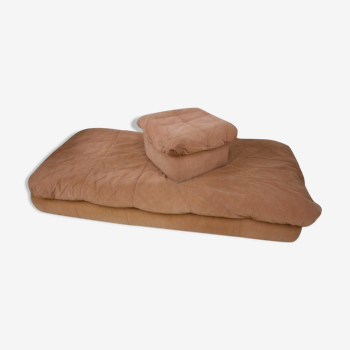 Cinna day bed and pouf