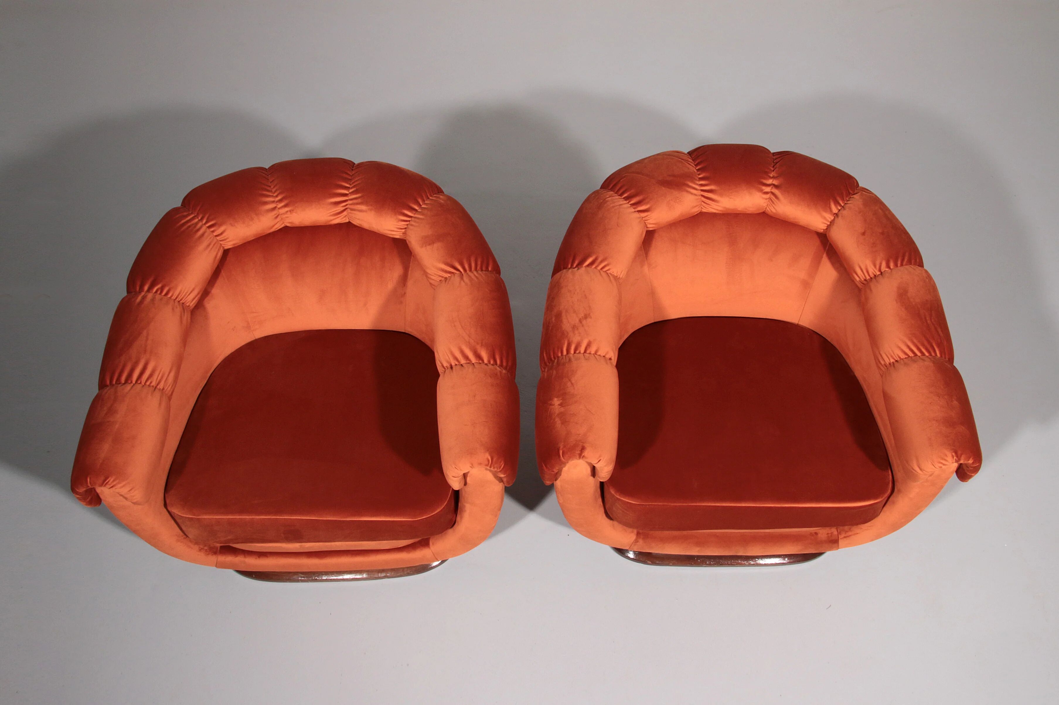 Chaises longues italiennes des années 1950 en velours cuivré orange.