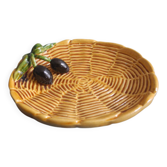 petit plat apéritif olives Au vieux Vallauris table vintage appetizer dish