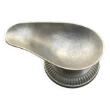 Pewter pipe holder
