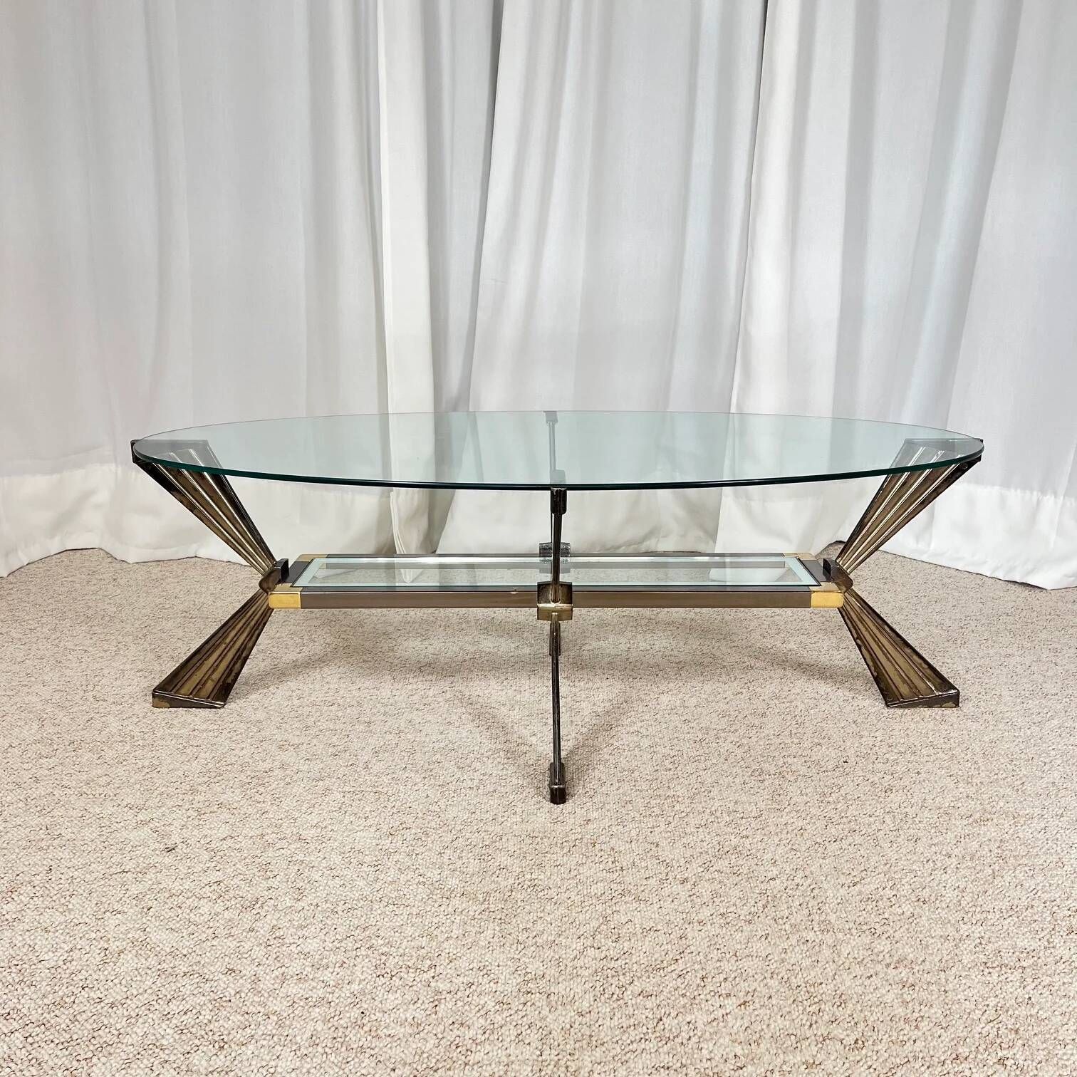 Vintage Italian coffee table in glass, chrome and brass metal, Hollywood Regency style, 1970s.