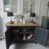 Small low Parisian sideboard re-enchanted in slate gray, medium oak waxed top.