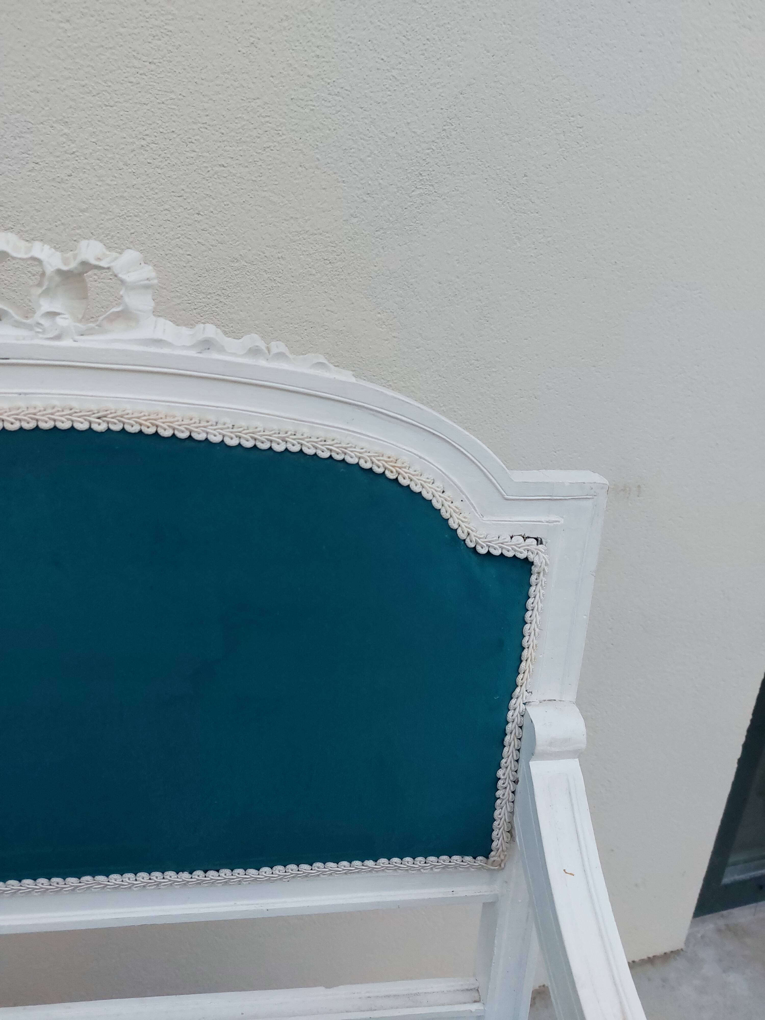 Louis XVI style living room set with bench and 2 armchairs