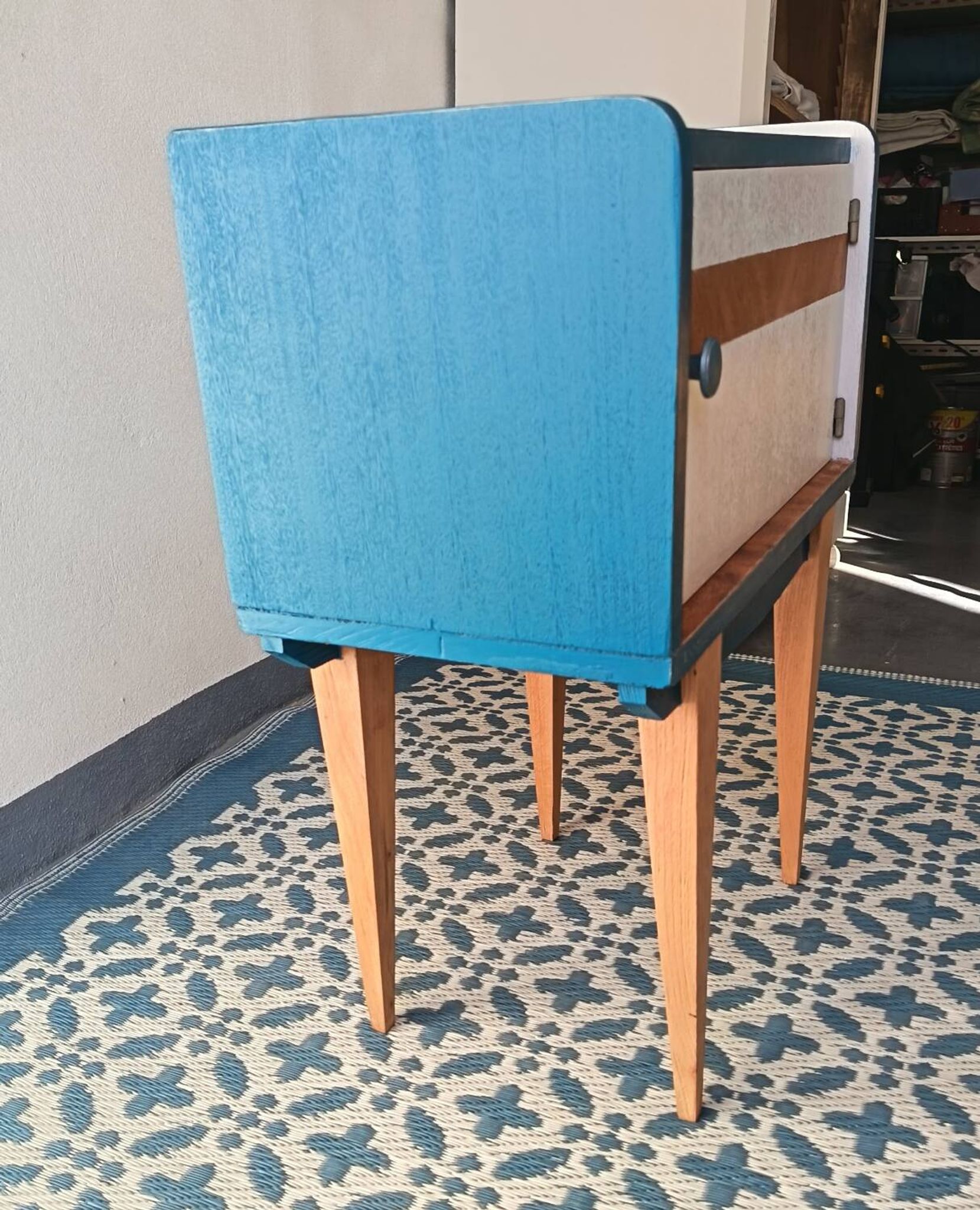 Bedside table