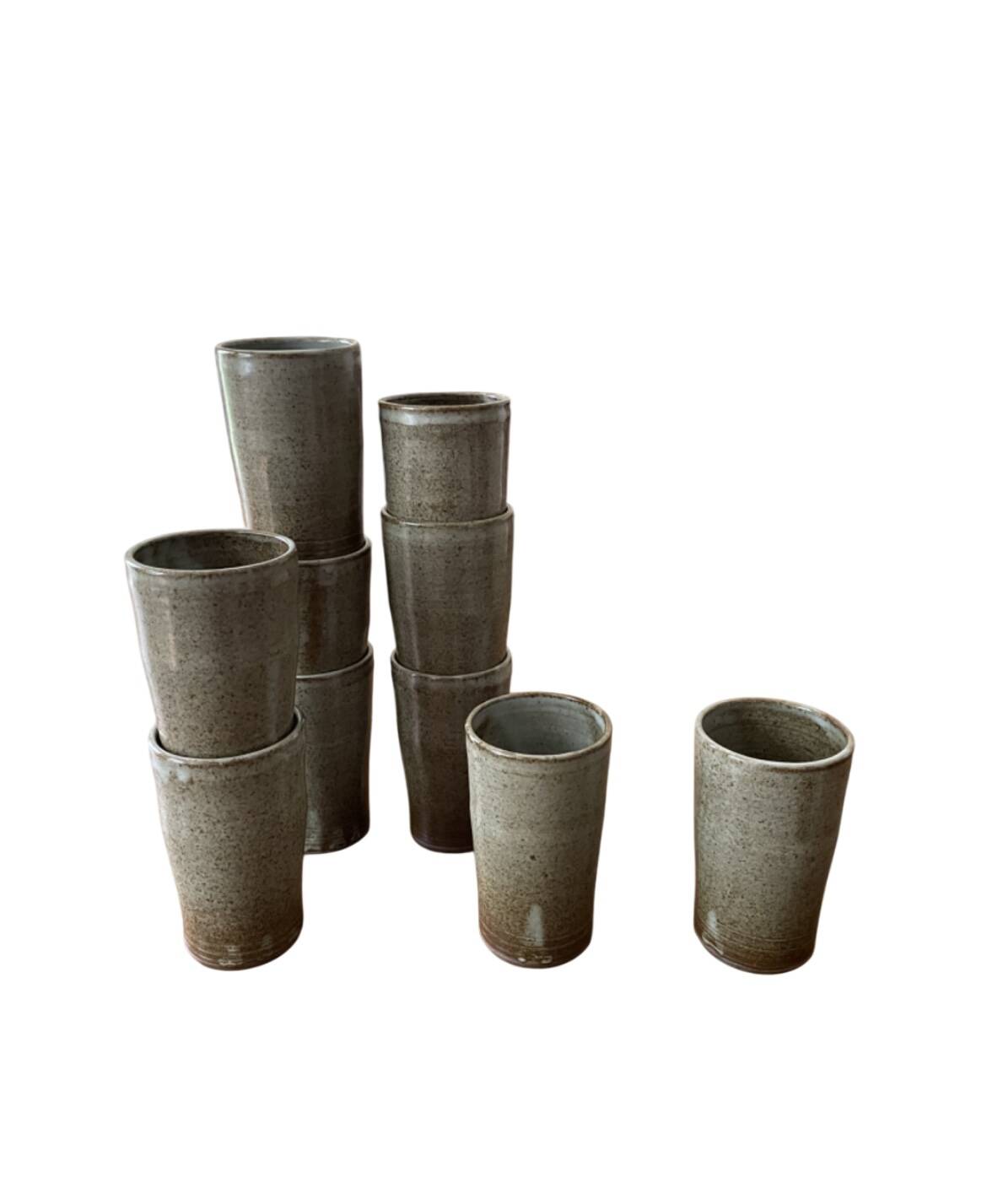 Mugs en grès émaillé vintage