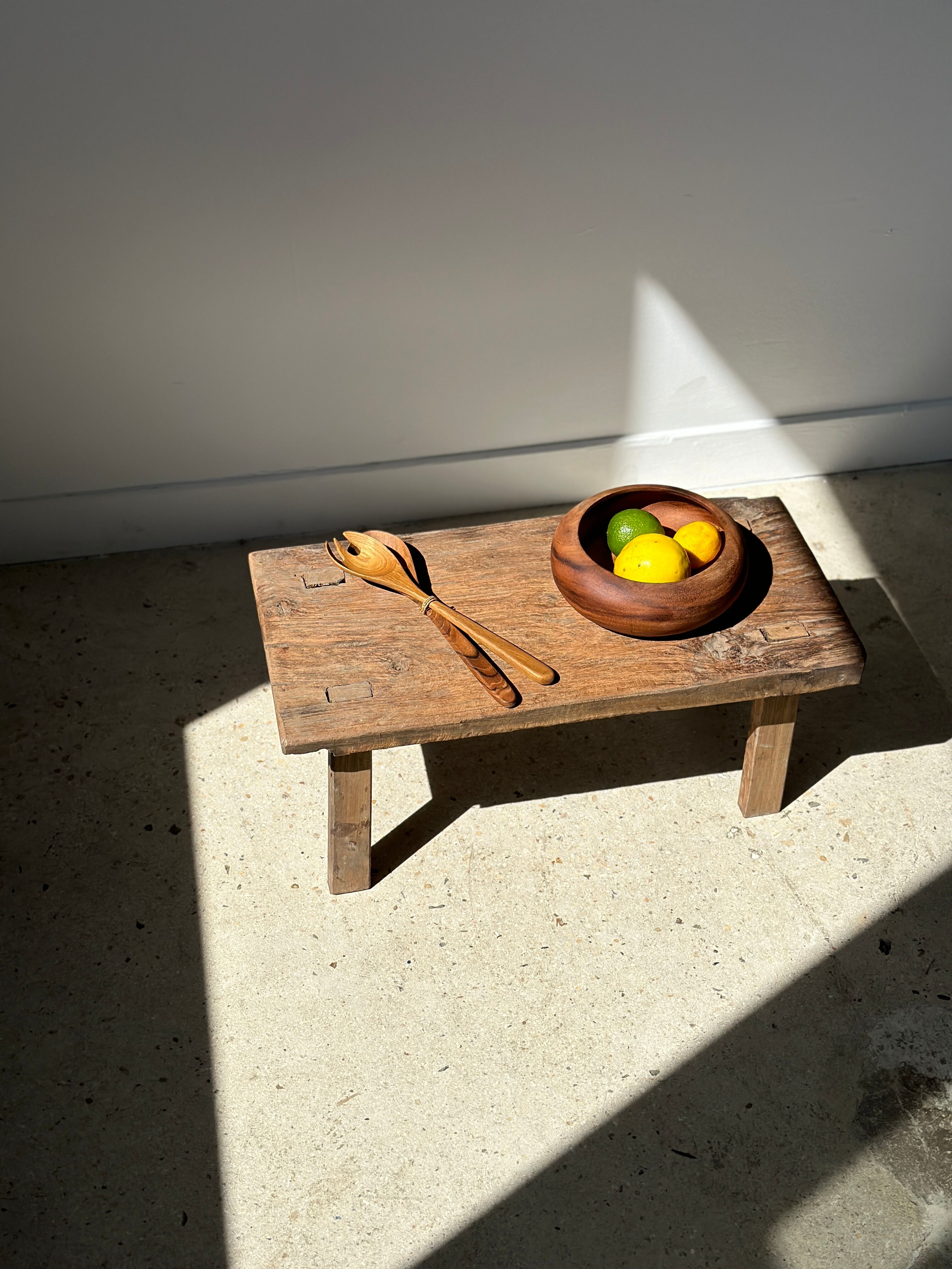 Bowl or monoxyl teak cut d:25.5