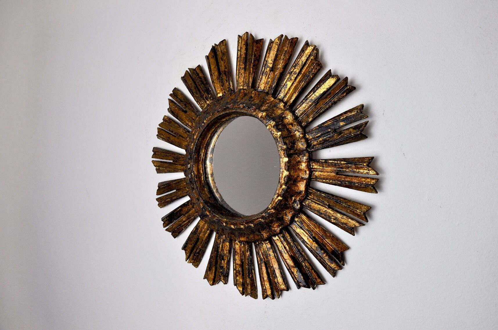 Sun mirror in gilded wood early twentieth century 40cm