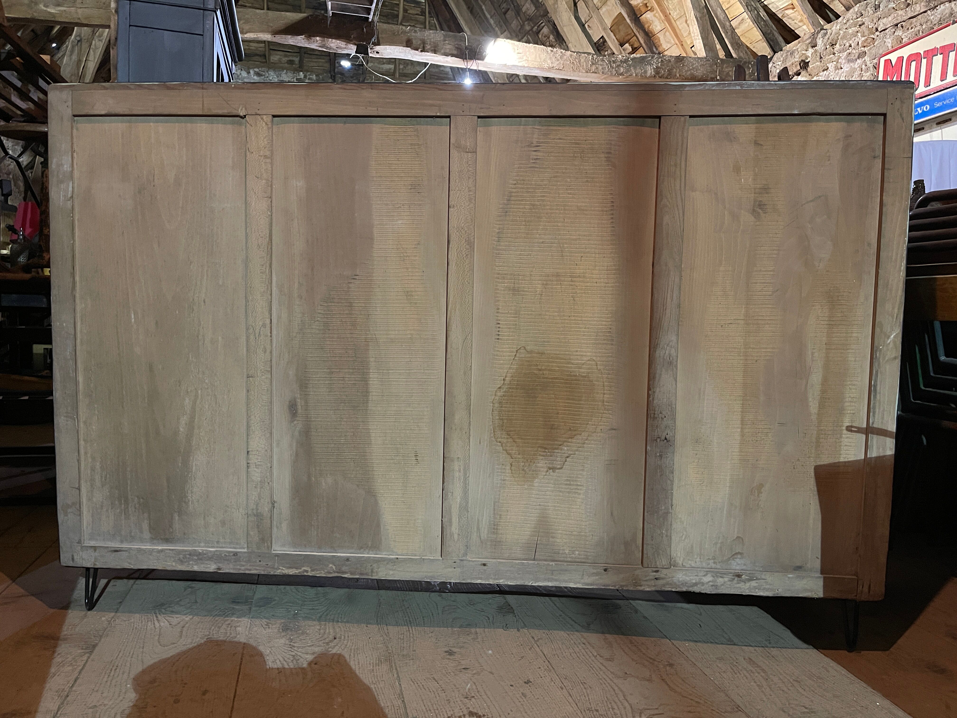 Patinated sideboard 4 doors