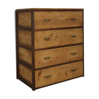 Rural chest of drawers