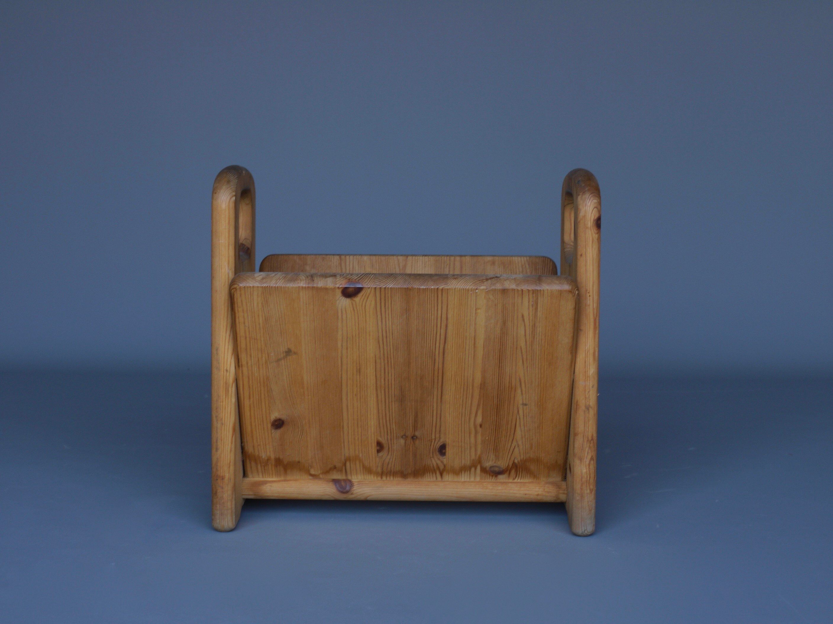 Vintage pine magazine stand, 1970s